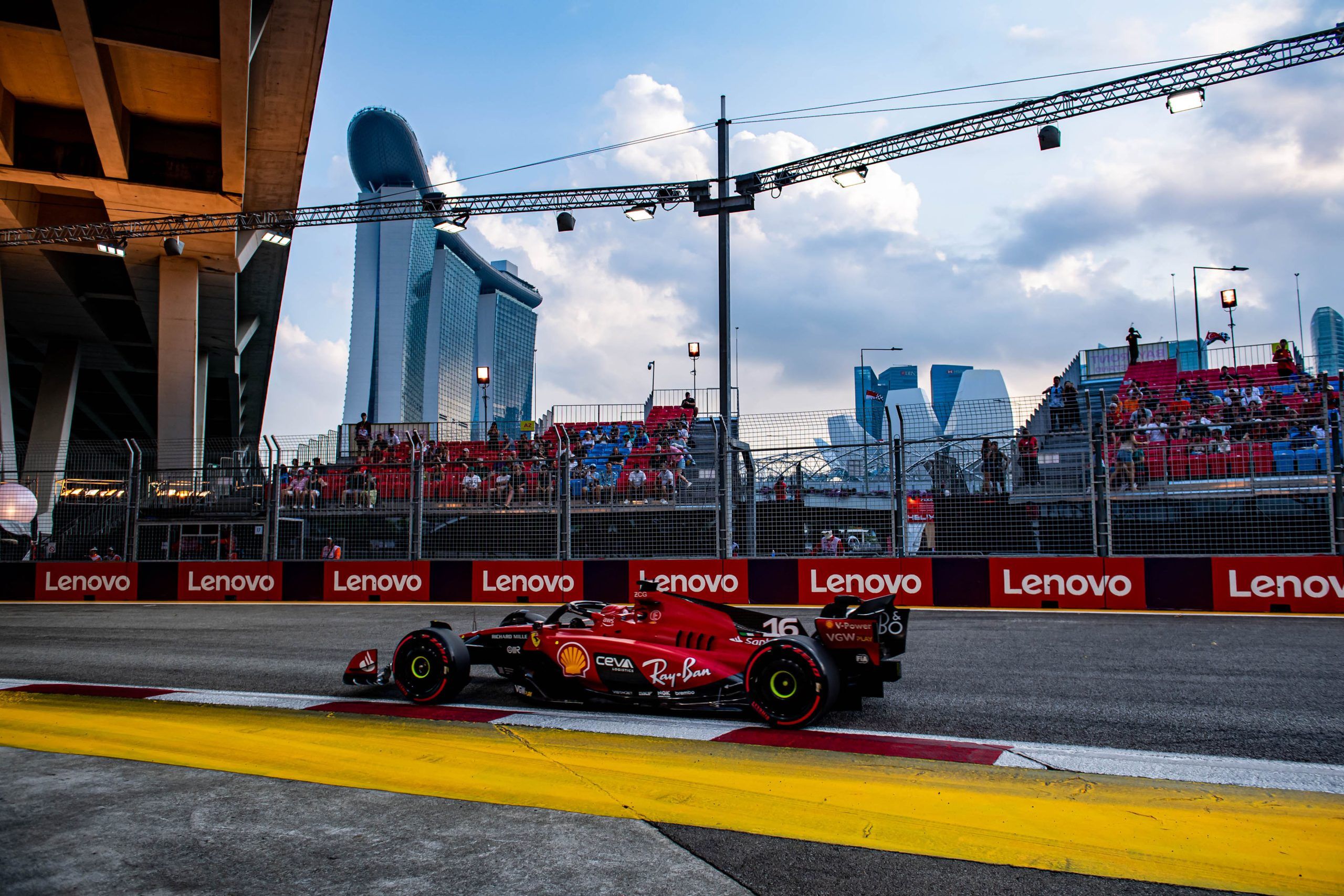 2560x1707 Wallpaper Photo 2023 Singapore F1 Grand Prix