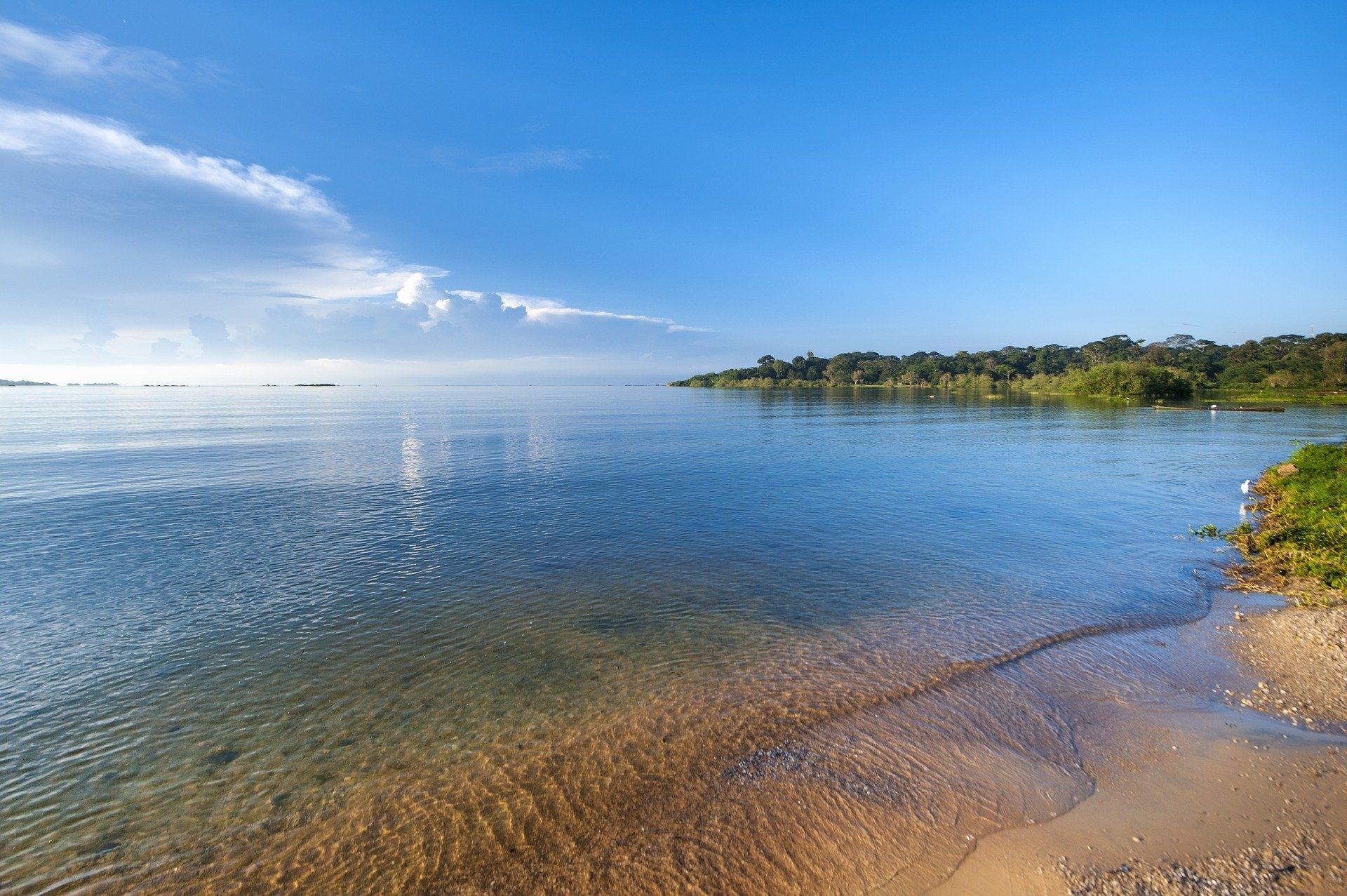 1920x1277 Lake Victoria Wallpaper