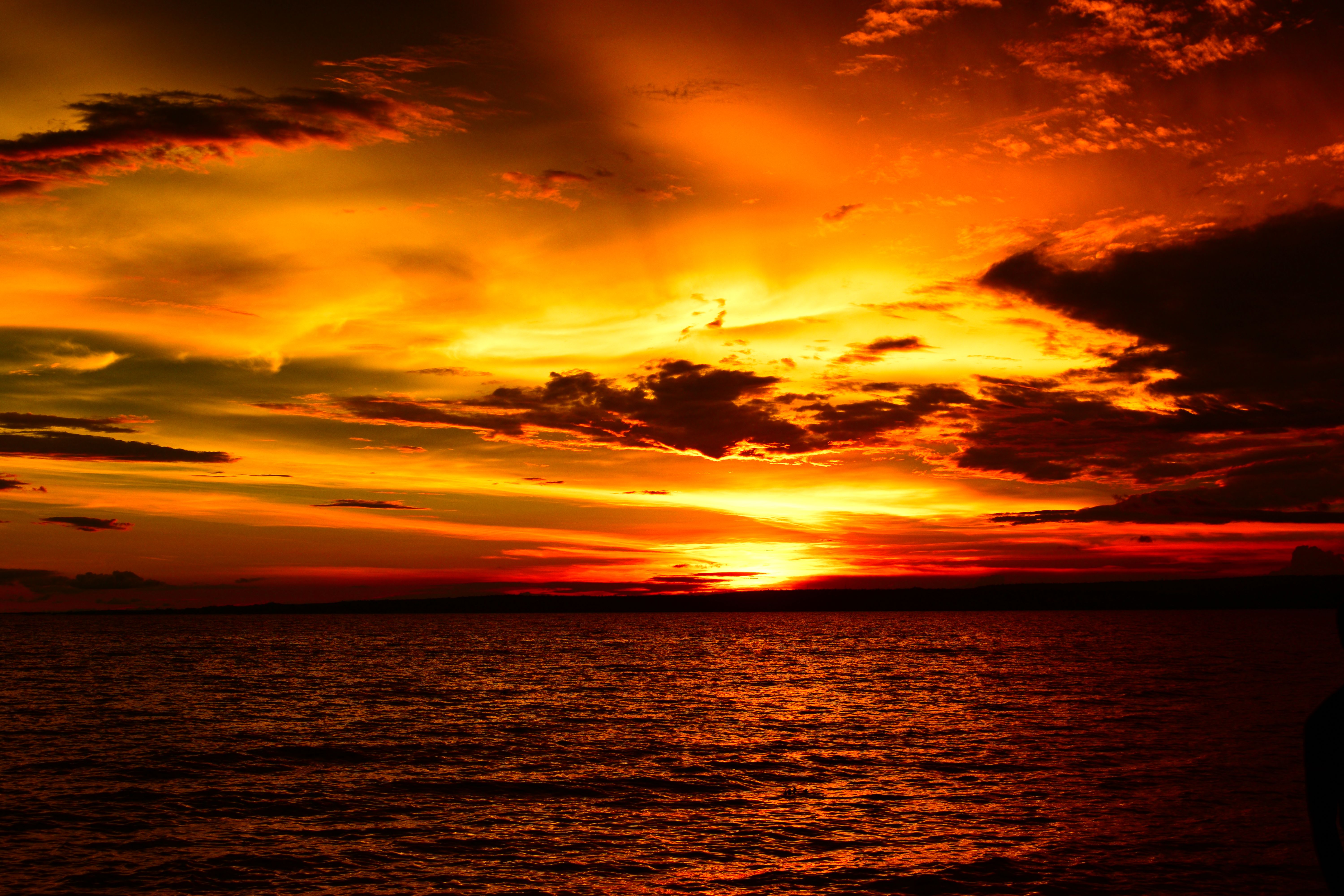 6000x4000 Lake Victoria Sunset. Bosom of the Nile