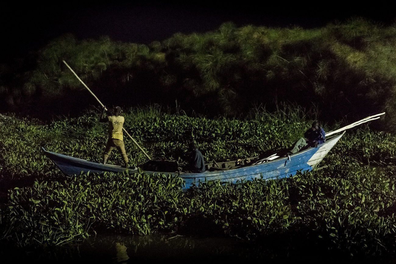 1300x866 Lake Victoria, Slowly Dying by Frédéric Noy