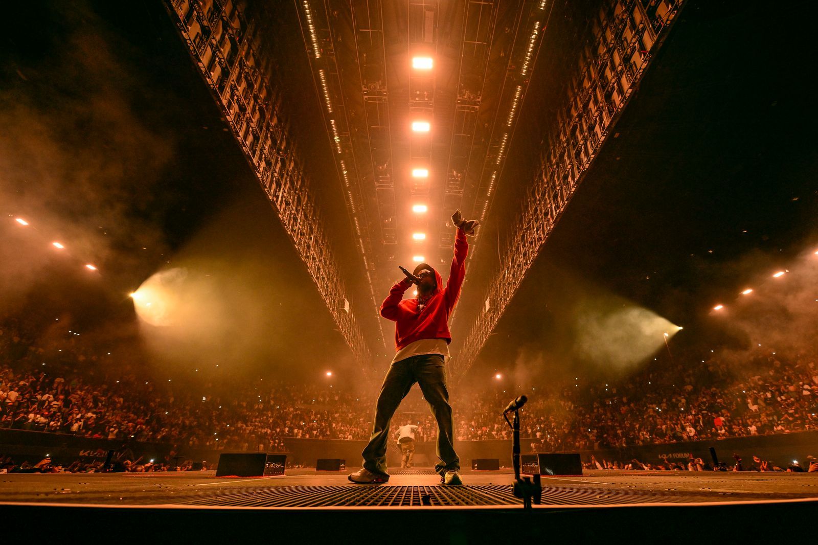 1600x1066 Kendrick Lamar's Pop Out Concert: A West Coast Reunion and Unforgettable Haters' Ball