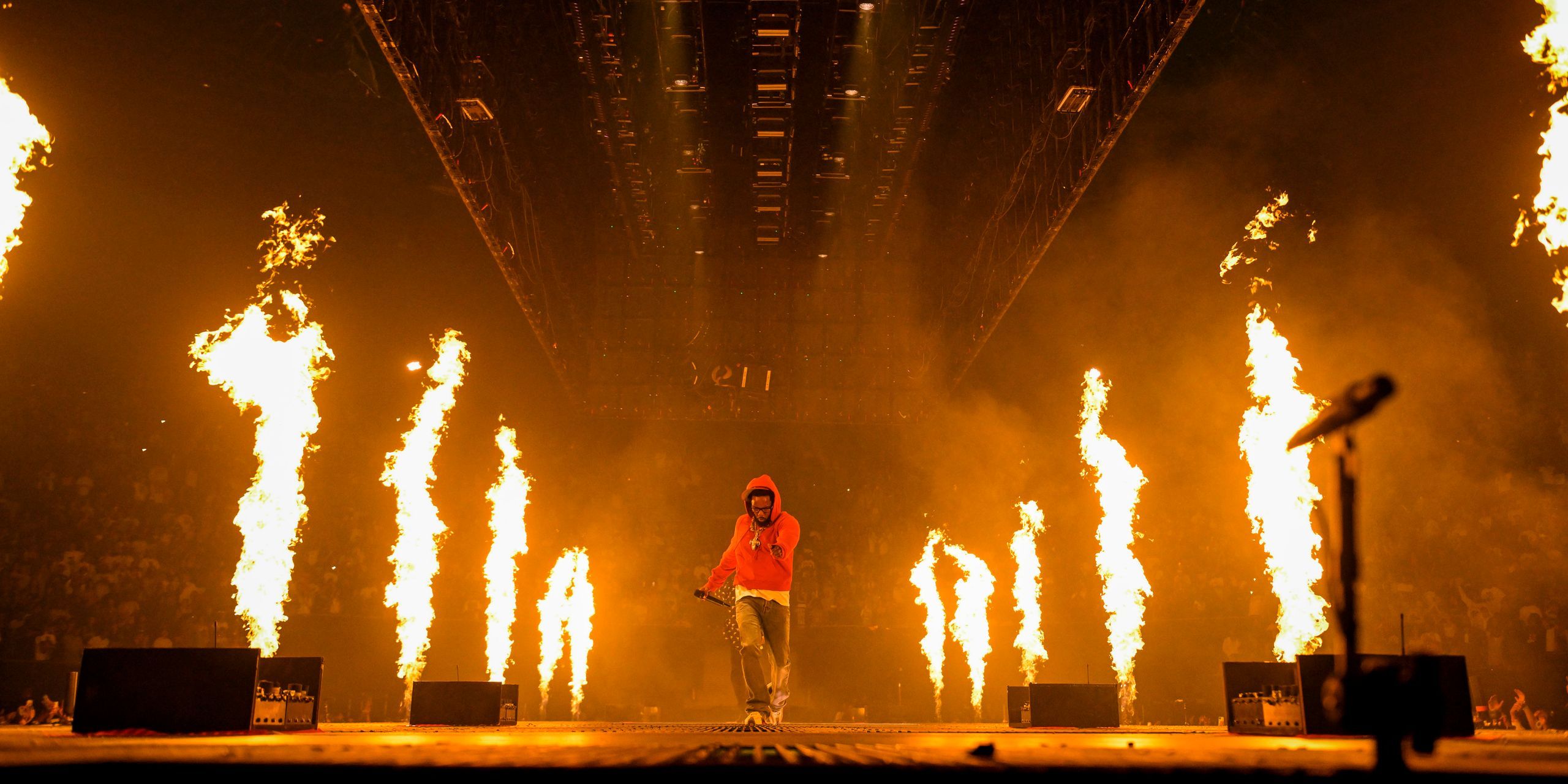 2560x1280 Kendrick Lamar's Pop Out Concert: A West Coast Reunion and Unforgettable Haters' Ball