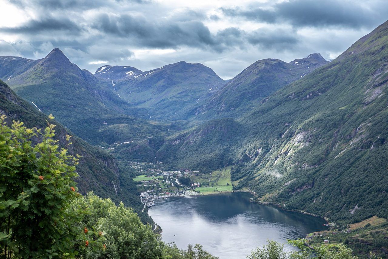1280x853 Norway: Geirangerfjord On The Go