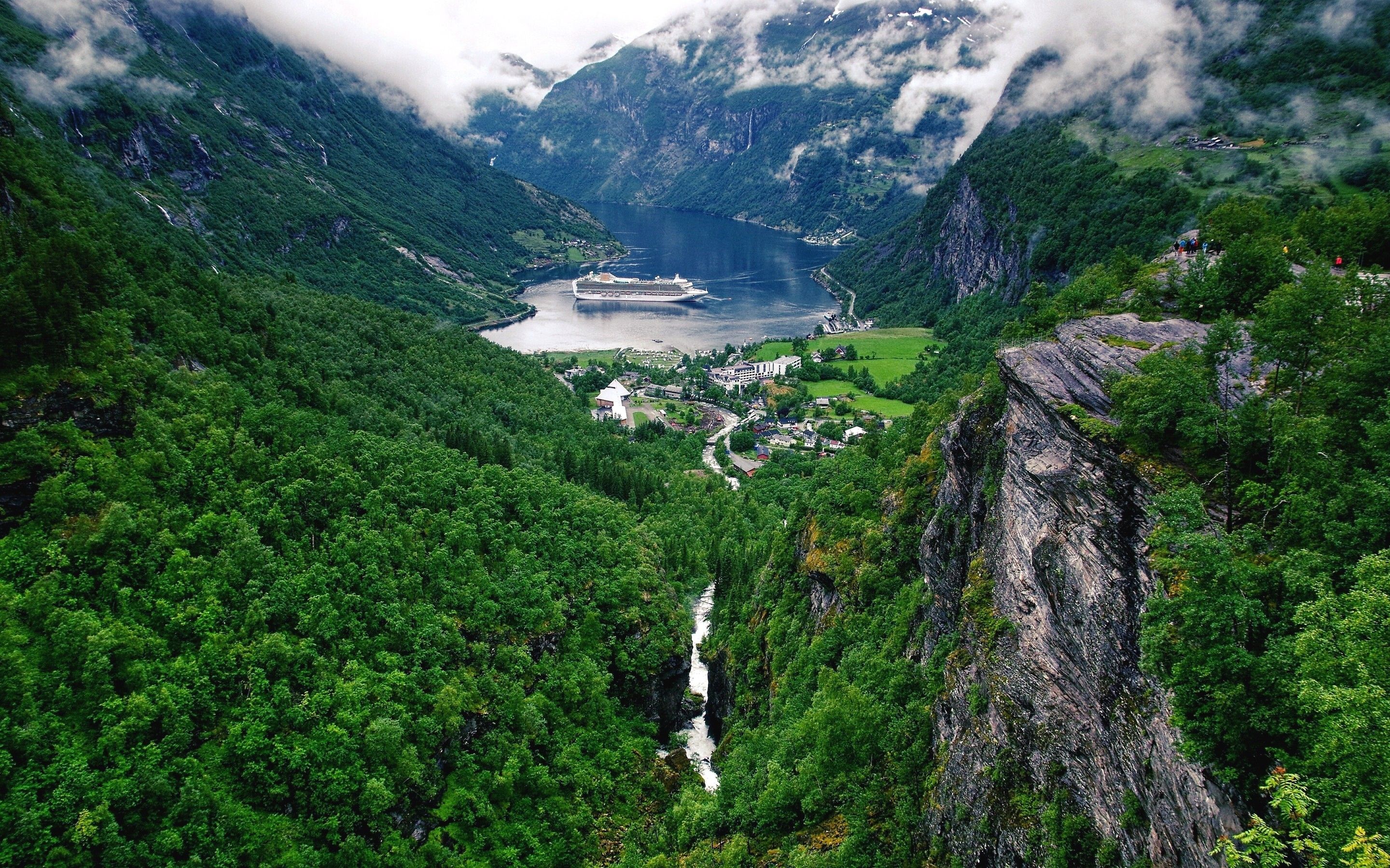 2880x1800 nature, Norway, Geiranger Wallpaper HD / Desktop and Mobile Background