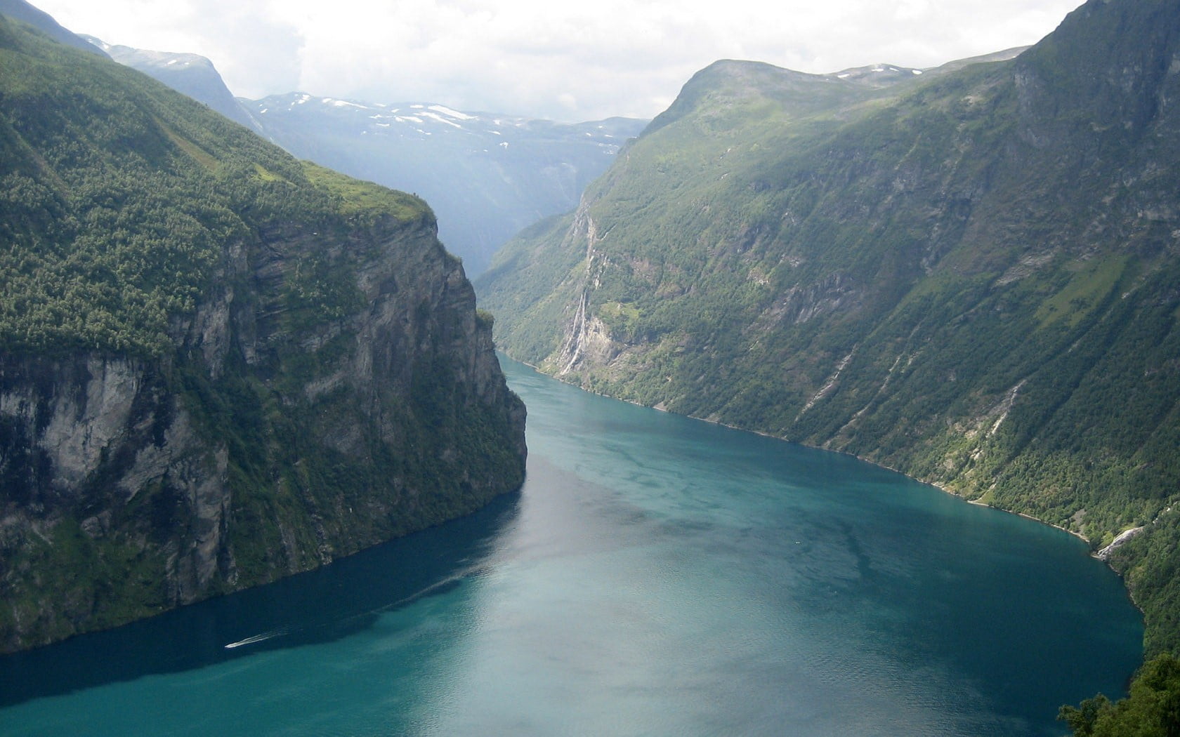 1680x1050 Body of water and mountain, landscape, Geiranger, Geirangerfjord HD wallpaper