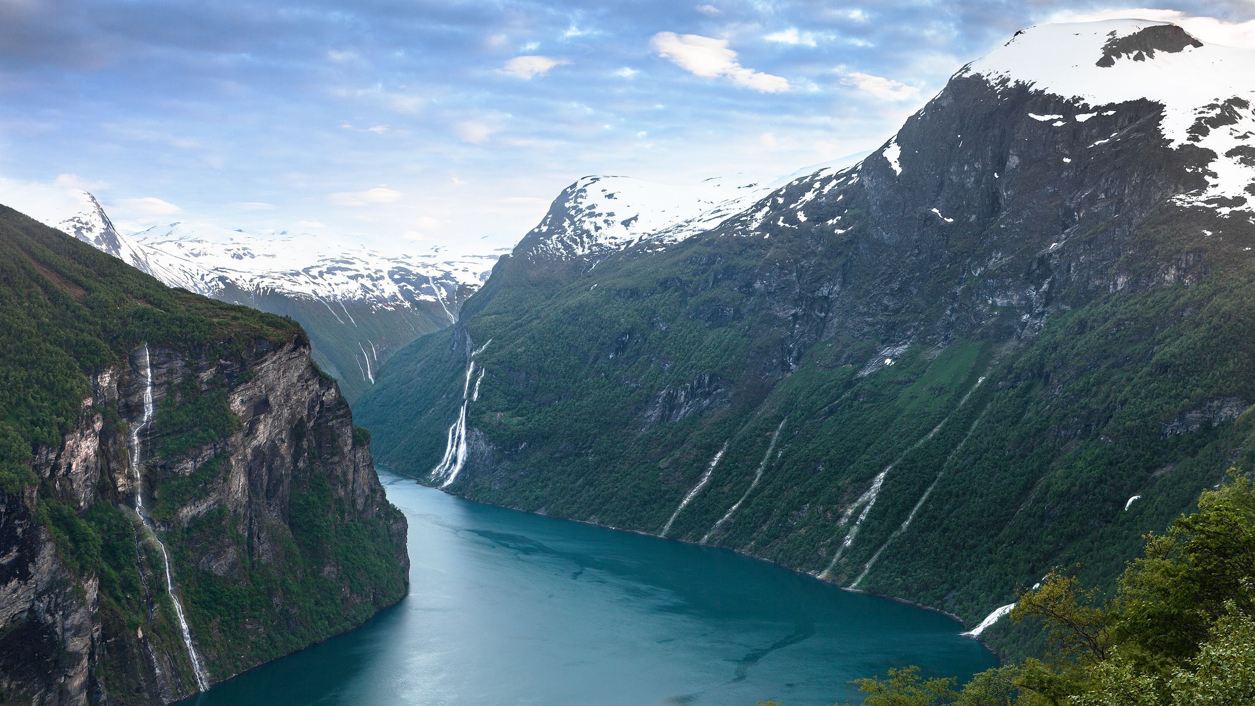 2560x1440 WQHD, QHD, 16:9 Geiranger Wallpaper Free 2560x1440 High Quality Background