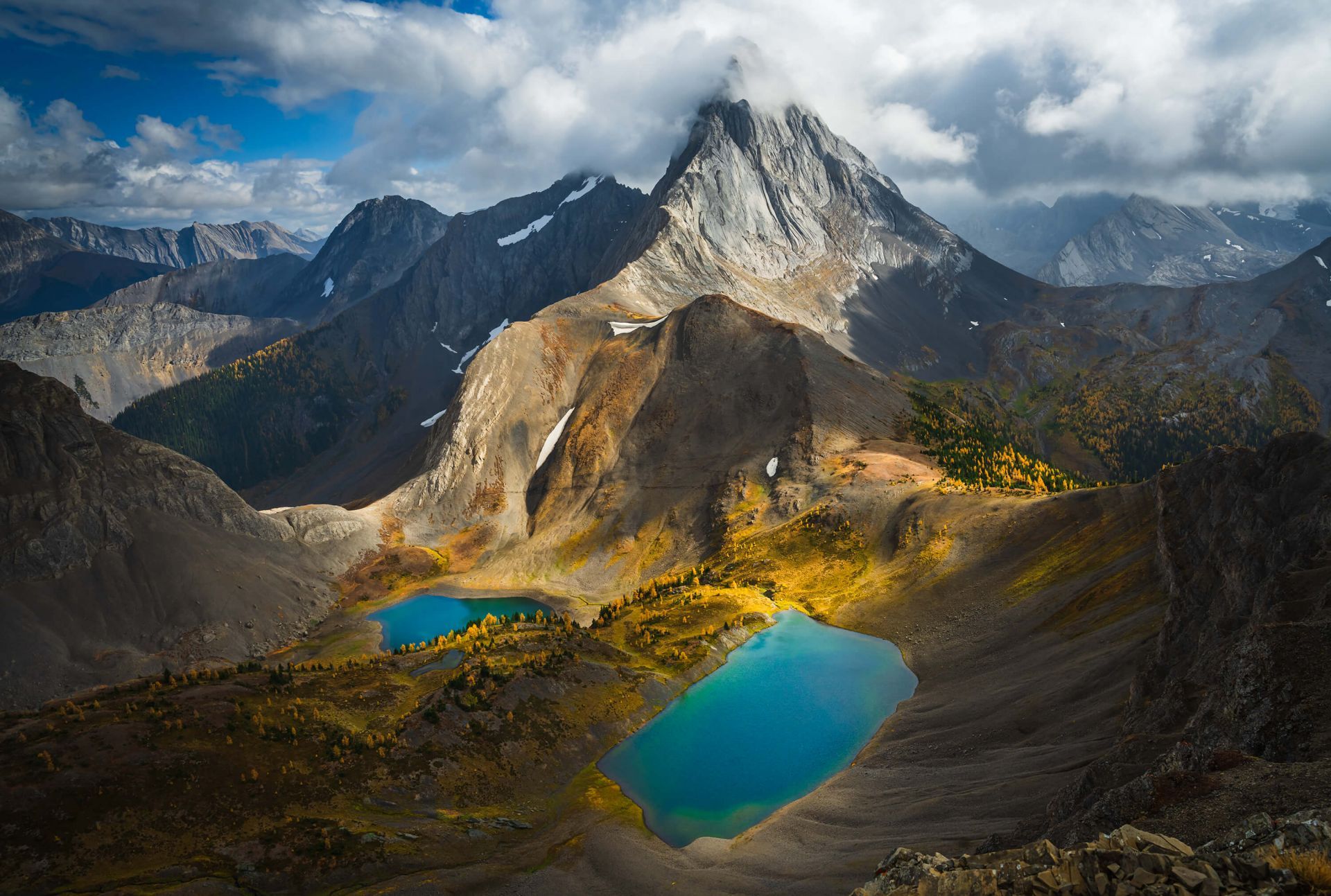 1920x1293 Mt Smutwood at Fall