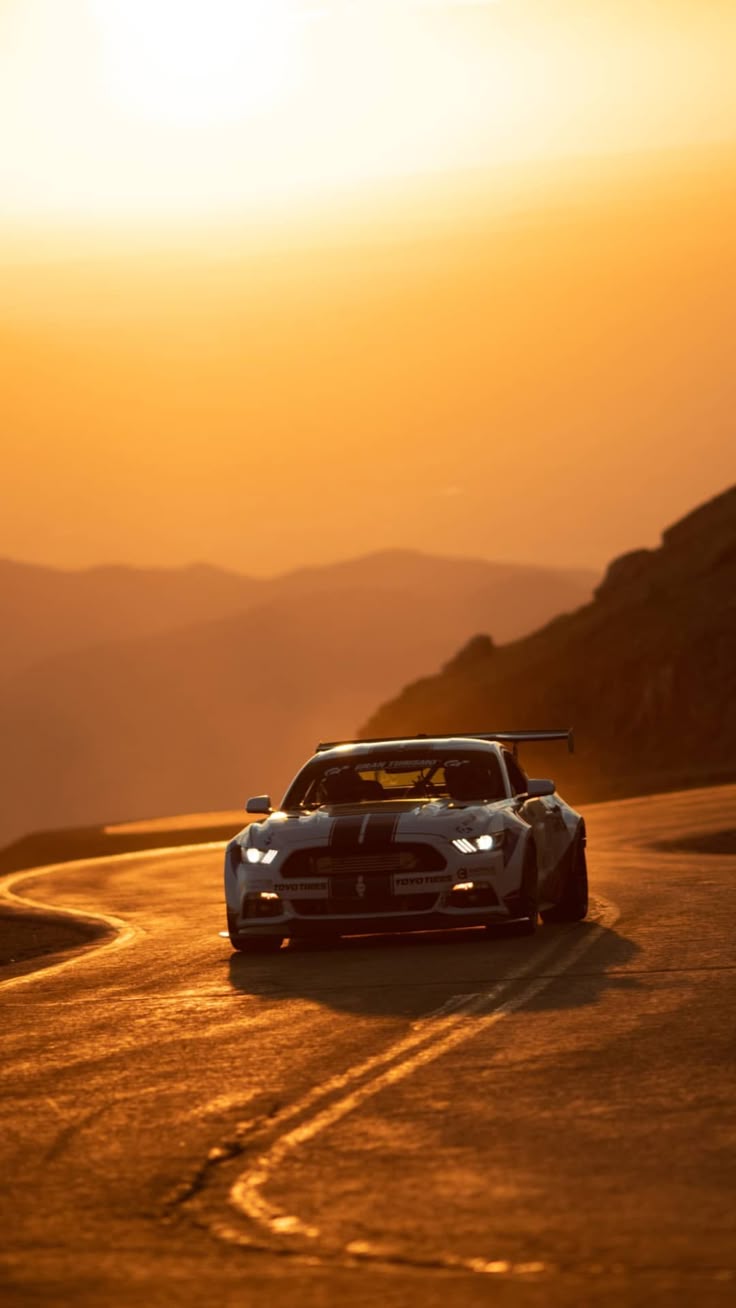736x1308 Pikes Peak Hill Climb 2019 Chen Foto on Insta. Old mustang cars wallpaper, New