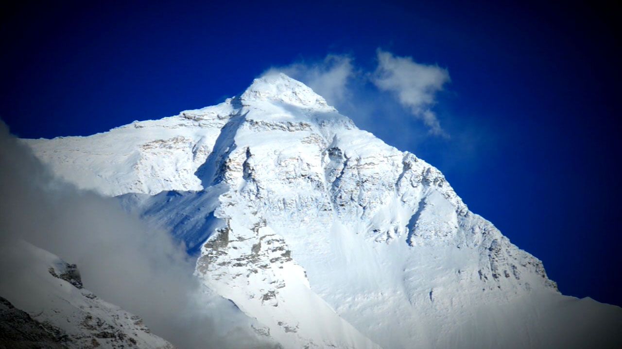 1280x720 Concerns Over Age Limit At Mt. Everest Sparked Again After 85 Year Old Hiker Dies Los Angeles