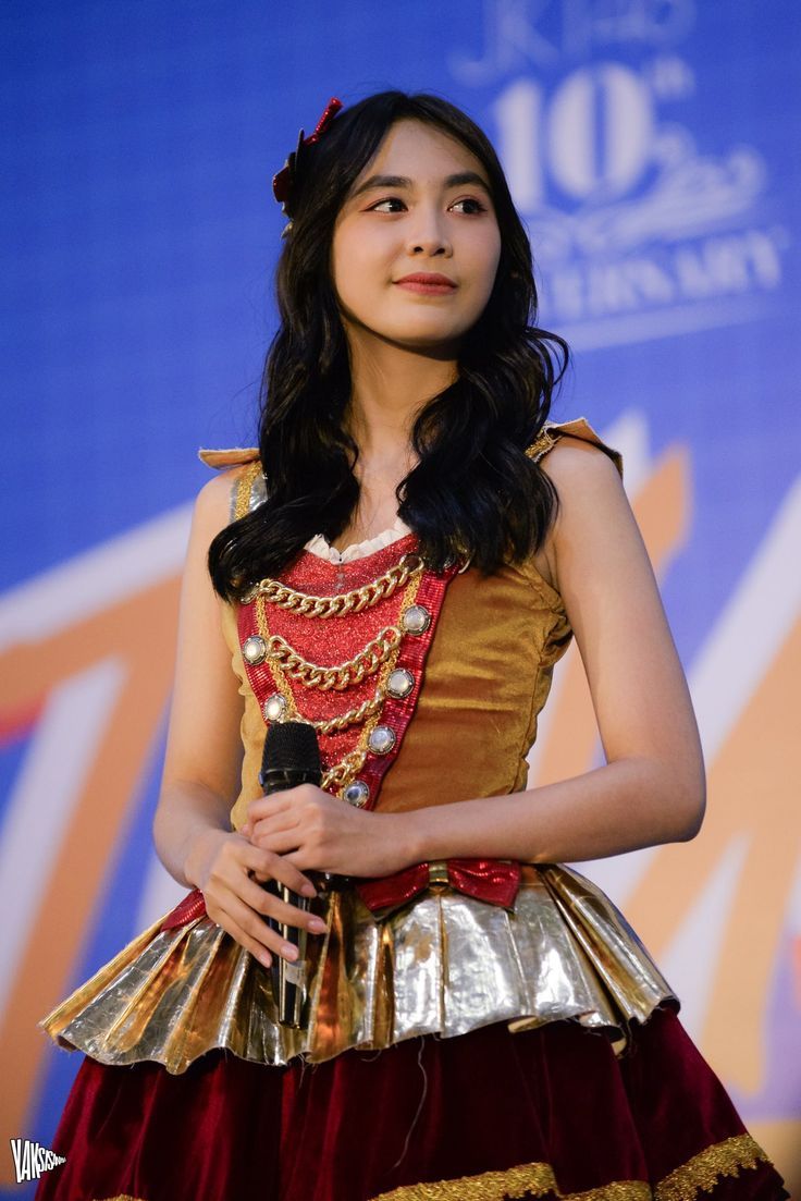736x1103 Gita jkt48