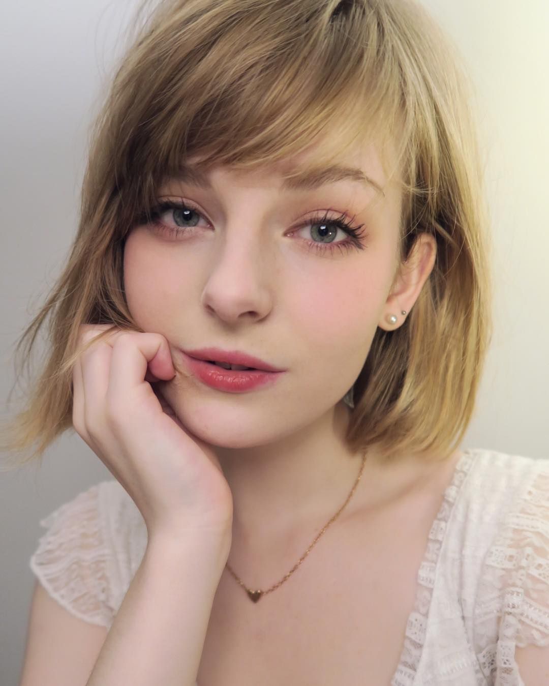 1080x1349 Ella Freya Wallpaper