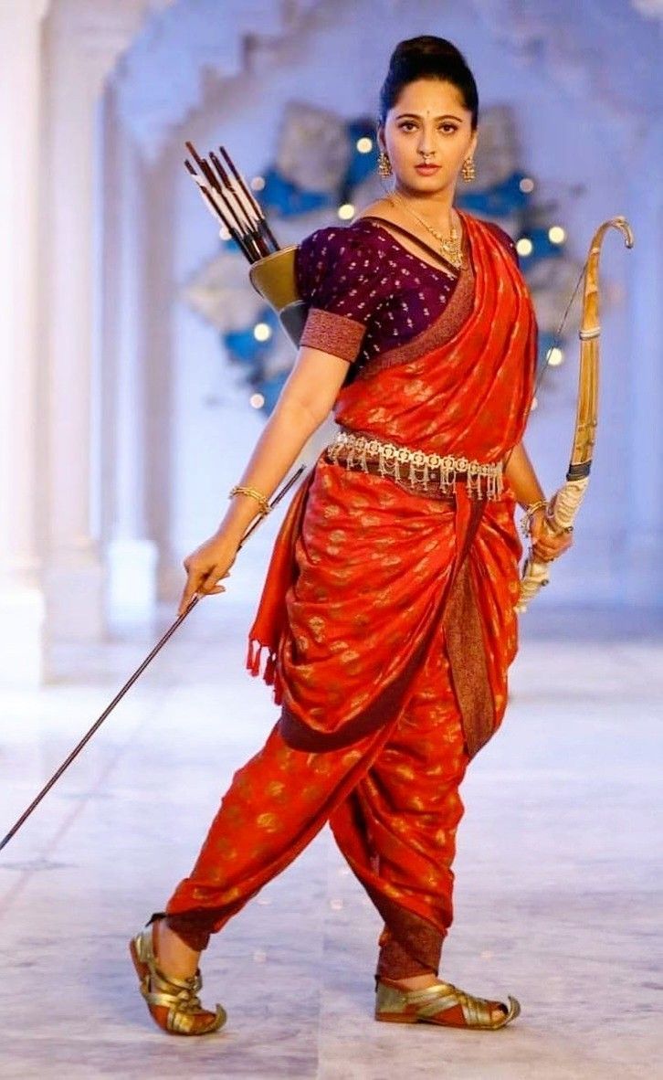 726x1182 Anushka Shetty (Baahubali)