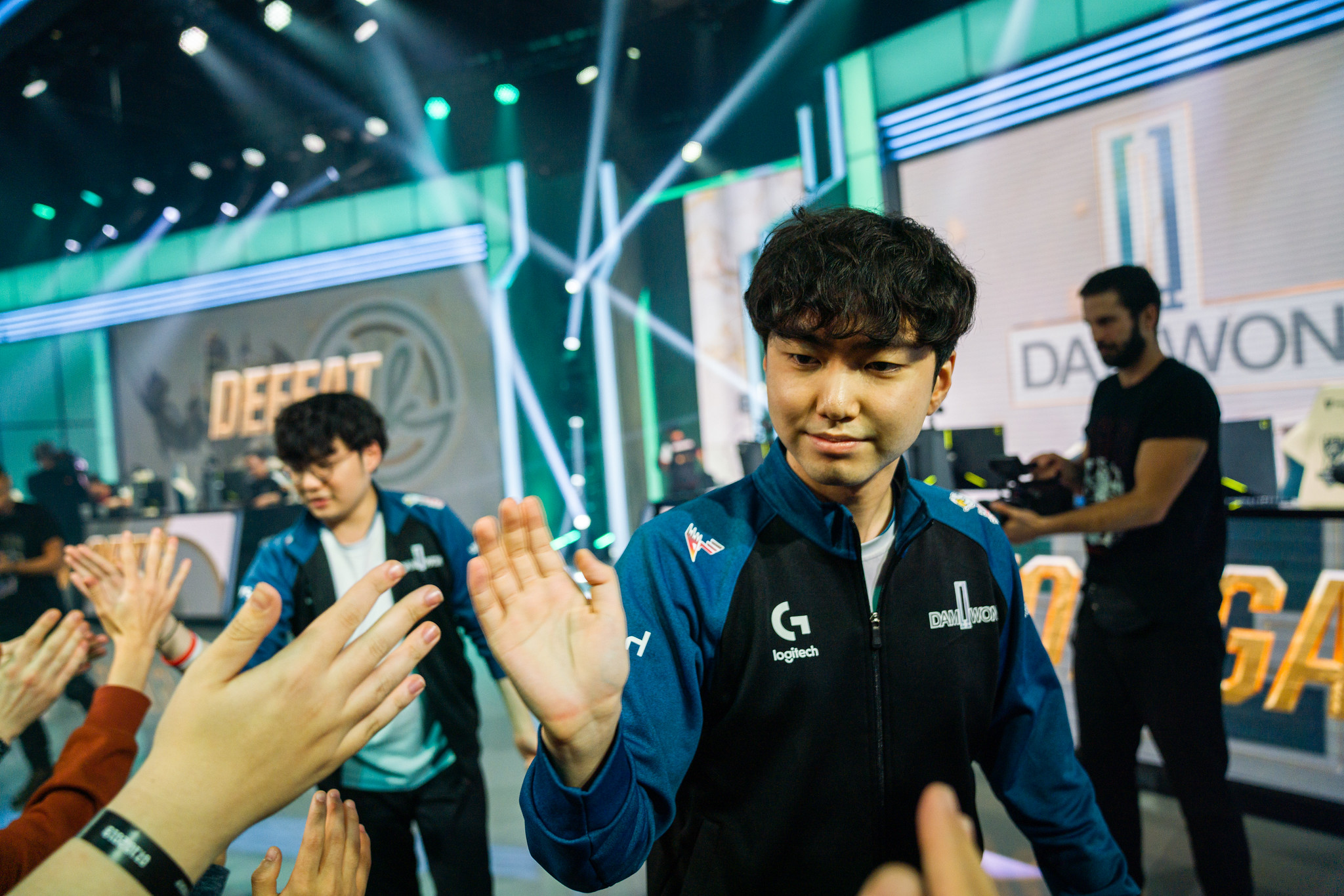 2048x1366 DAMWON Gaming beat Lowkey Esports to advance to the Worlds 2019 main event