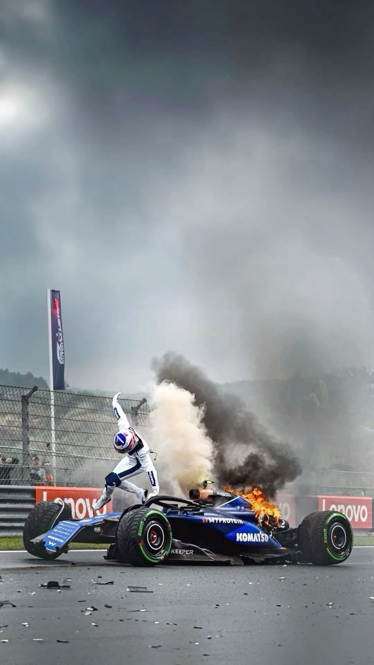 736x1308 Logan sargeant f1 wallpaper. Coche de batman, Carreras de autos deportivos, Competición de red bull