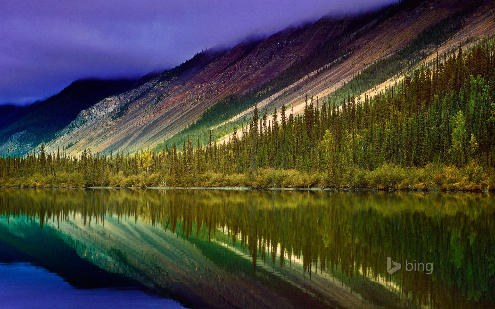 1920x1200 South Nahanni River, Nahanni National Park Reserve, Northwest Territories, Canada Wallpaper