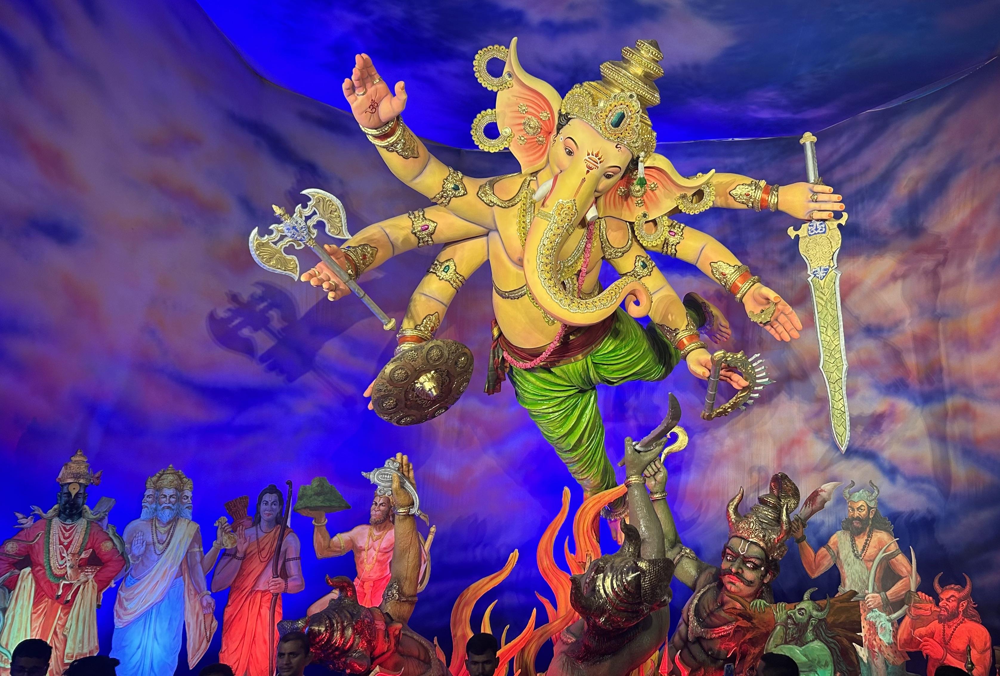 3352x2267 Parel Cha Maharaja this year!