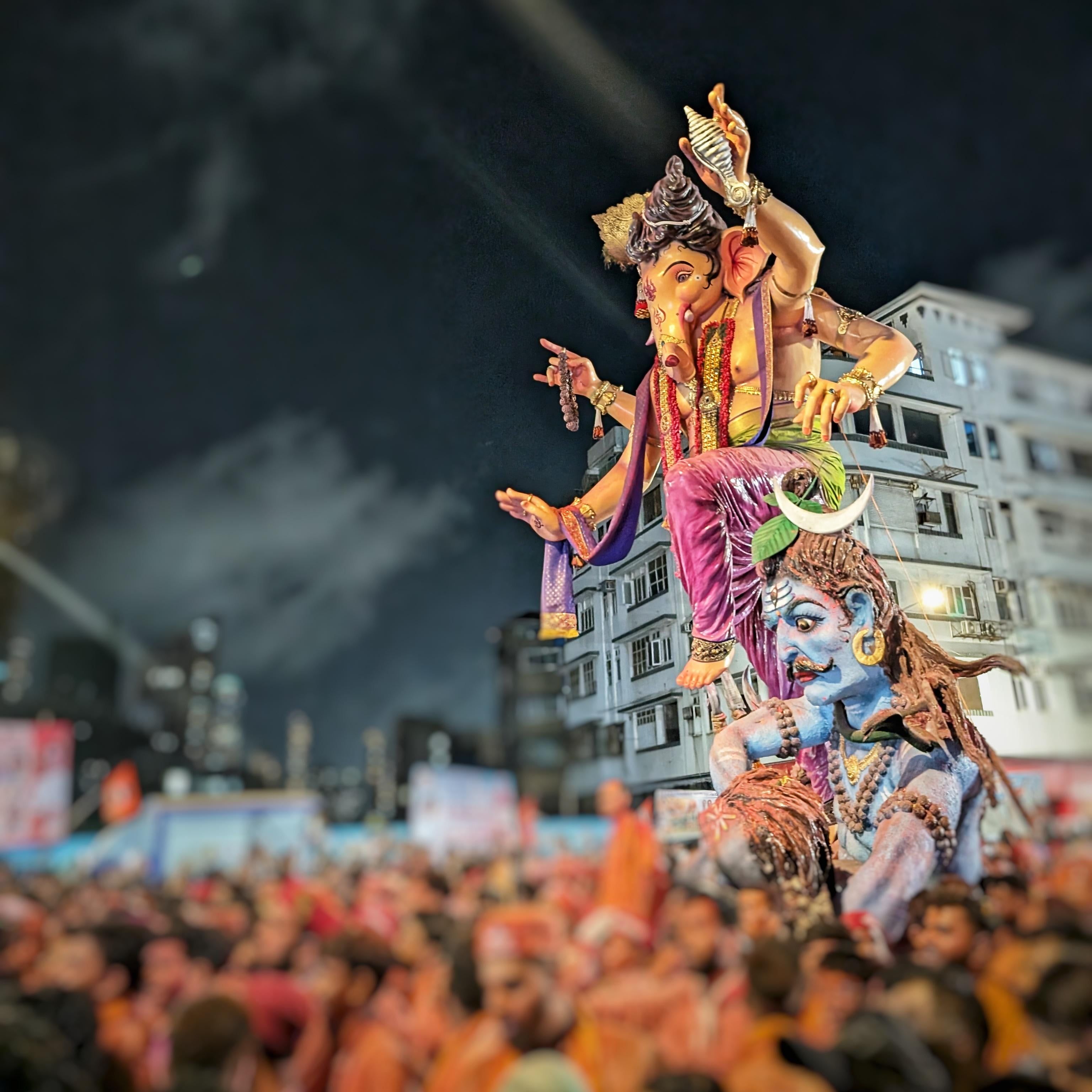 3072x3072 Is Mumbaicha Raja the best pandal of the city?