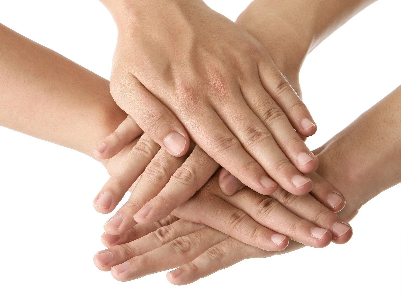 1600x1200 couple, friendship, hands, handshake, help, holding hands, love, people, support, together, trust wallpaper