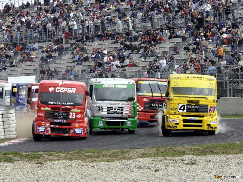 1024x768 MAN Race Truck wallpaper (1024x768)