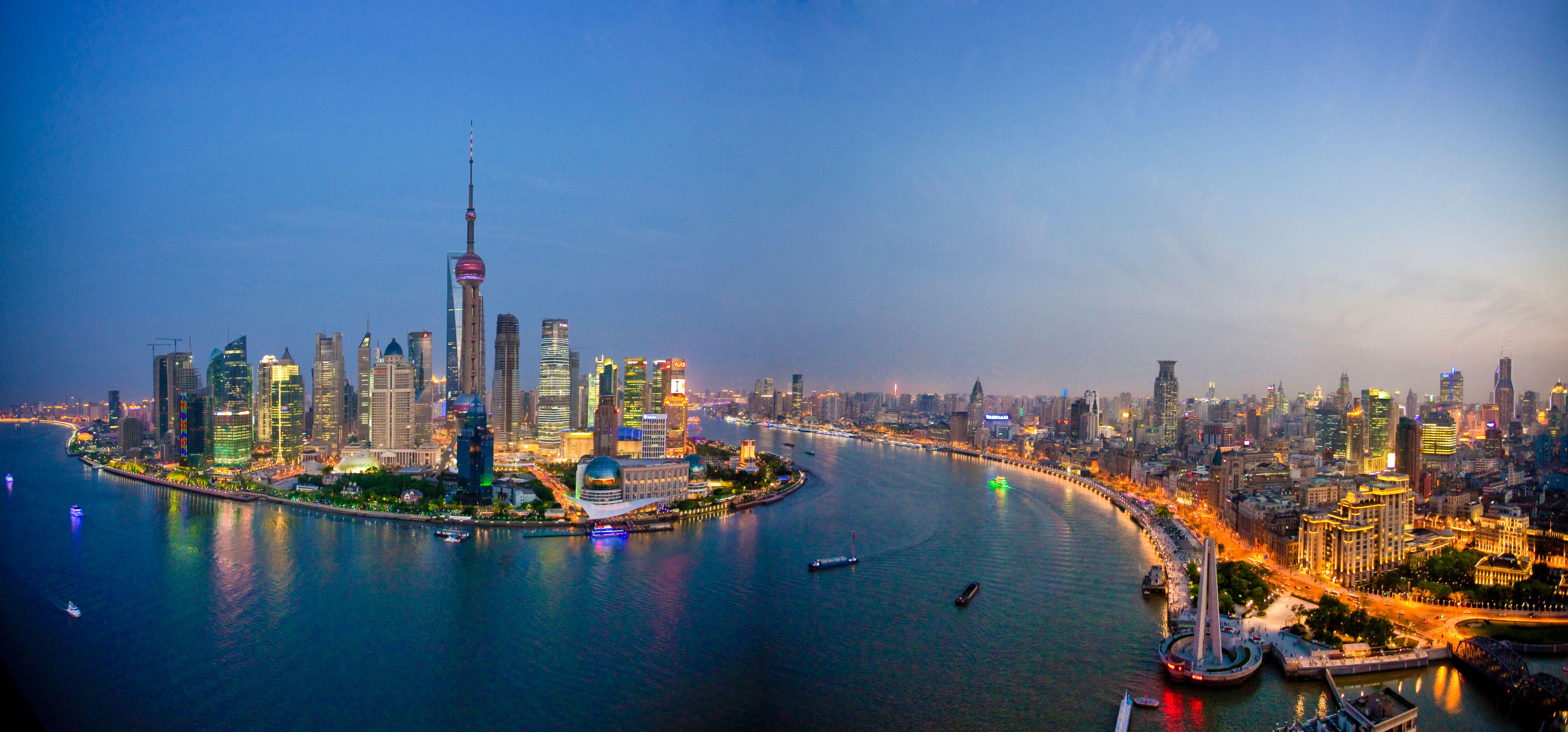 7626x3559 China International Tire Expo