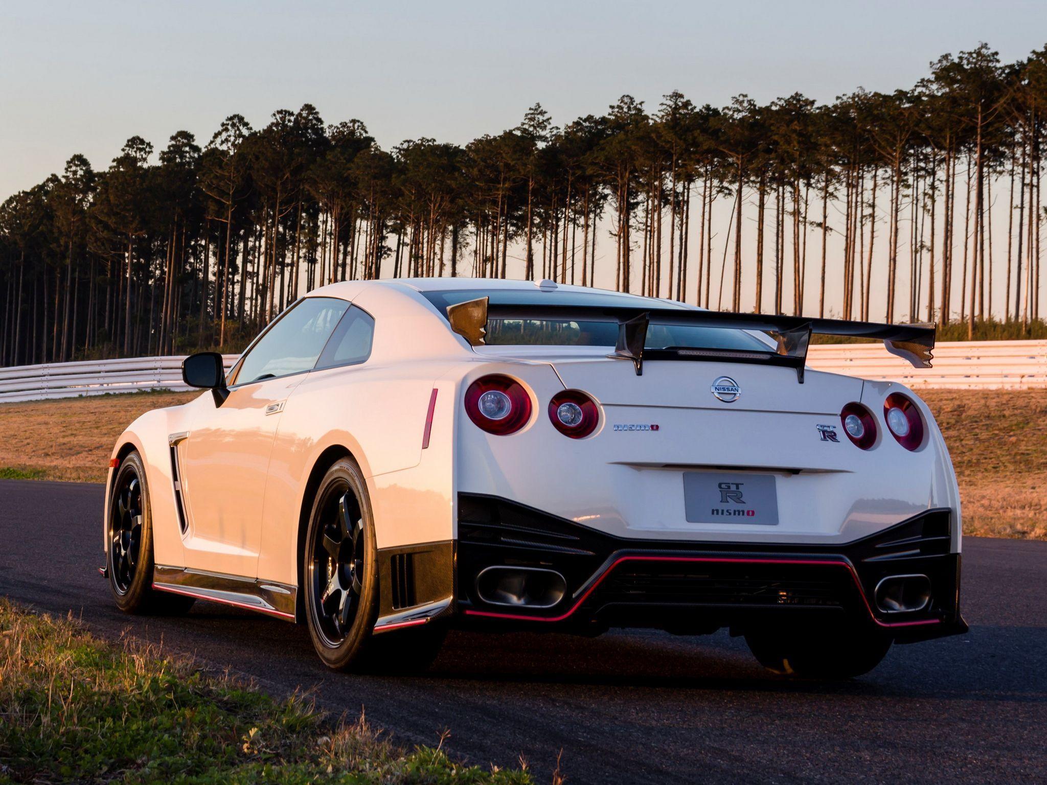 Nissan Gtr Nismo Wallpapers Top Free Nissan Gtr Nismo Backgrounds Wallpaperaccess