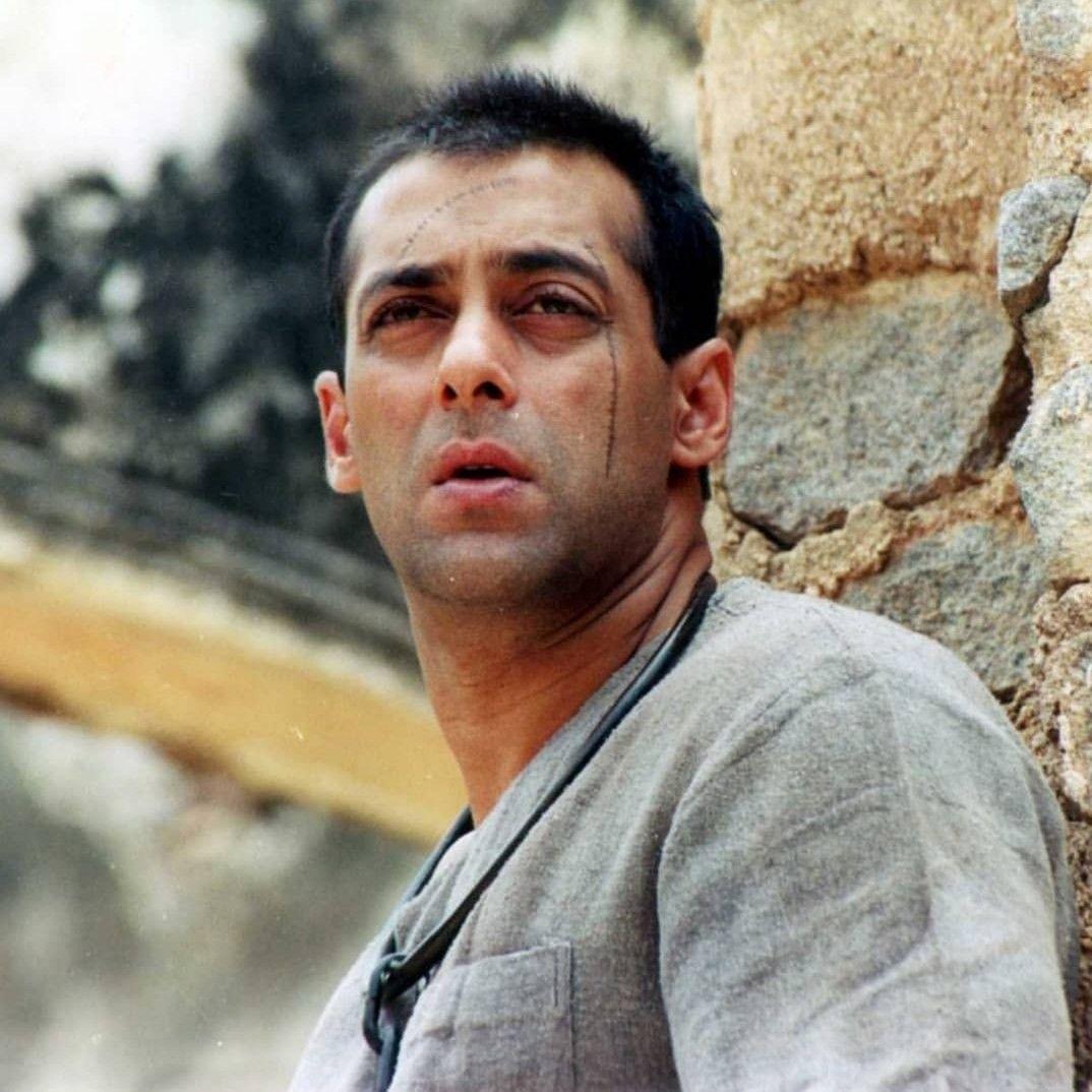 1074x1074 Beingsalmankhan. Salman khan wallpaper, Salman khan photo, Salman khan