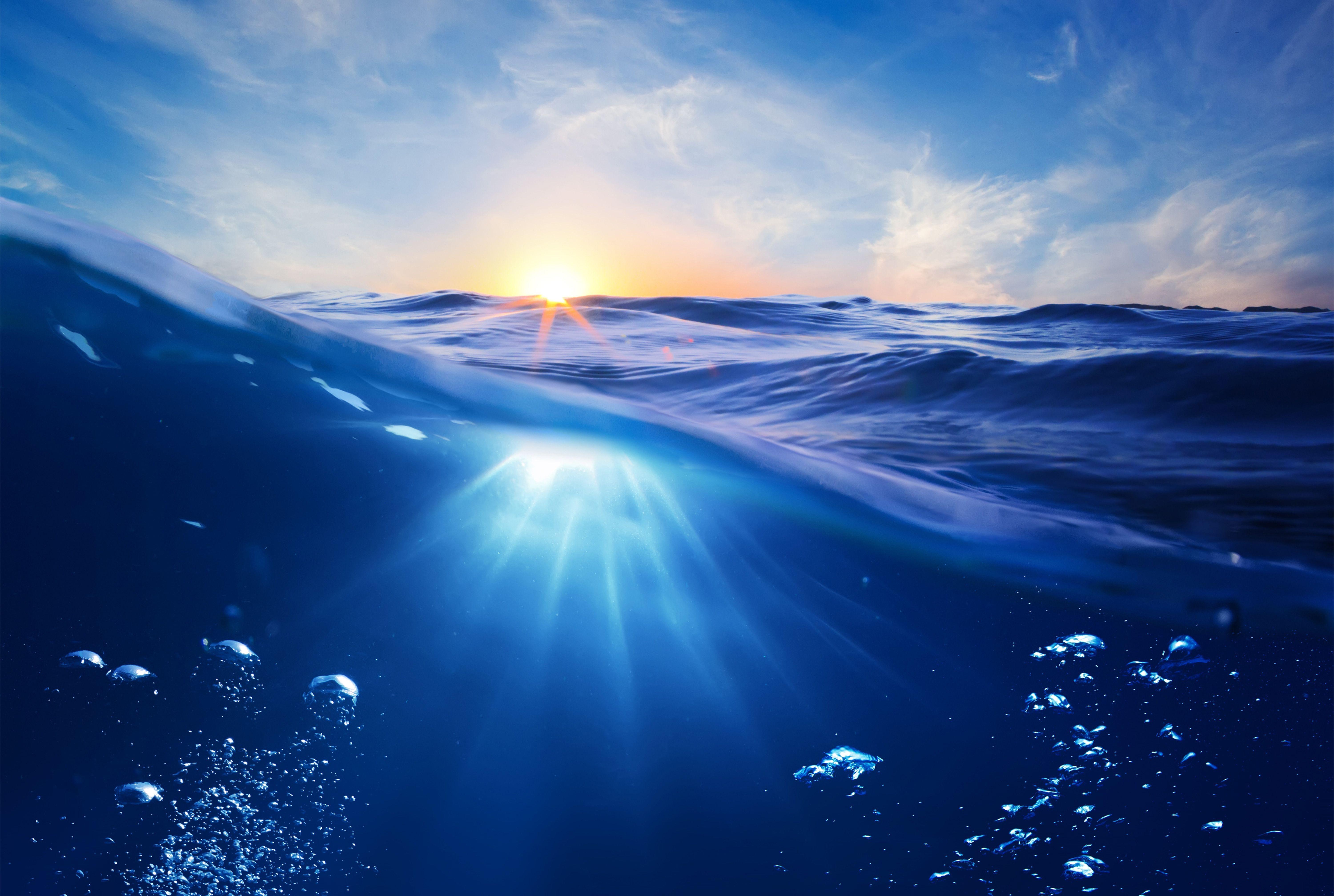 6000x4032 Ocean Clean Water Sun Rays Bubbles 5k, HD Nature, 4k Wallpaper