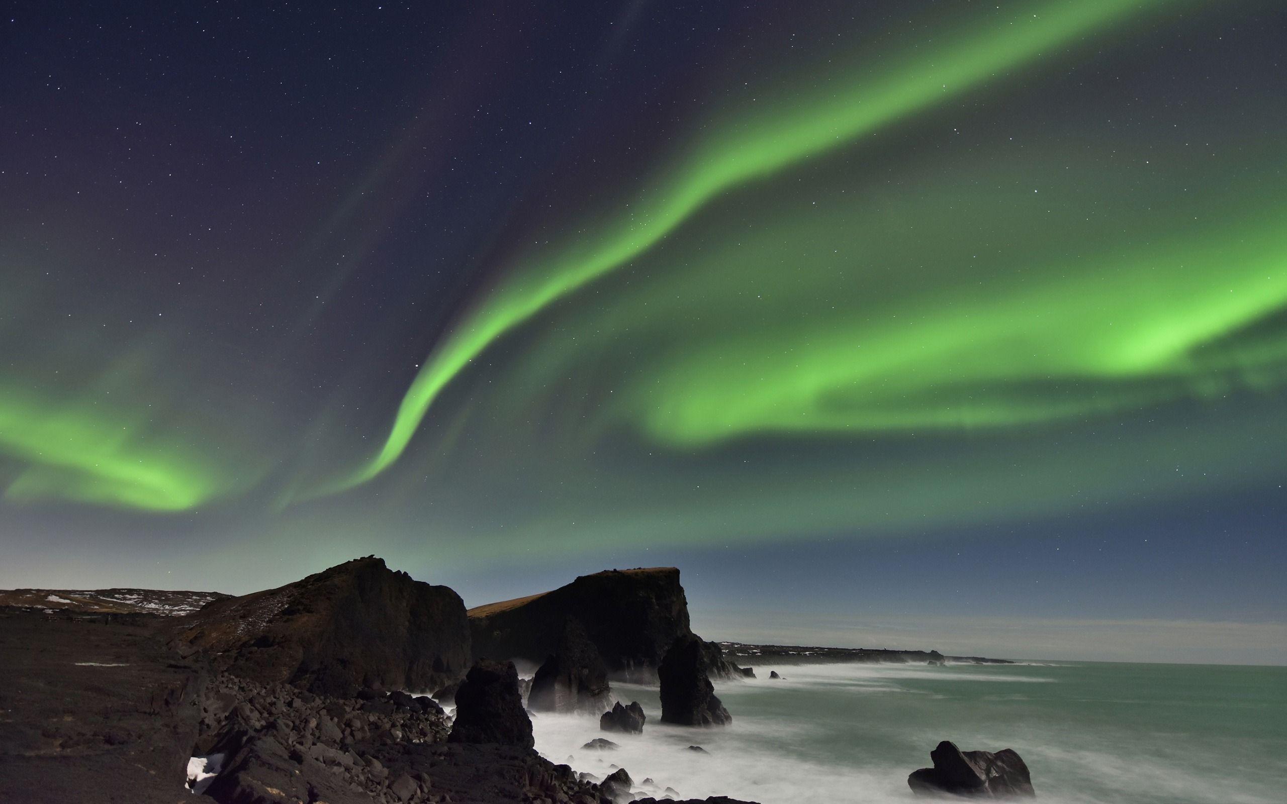 2560x1600 Northern Lights Peninsula Iceland Photography HD Wallpaper