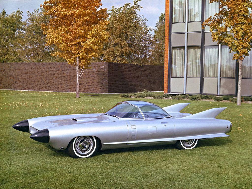 1024x768 Cadillac Cyclone Concept