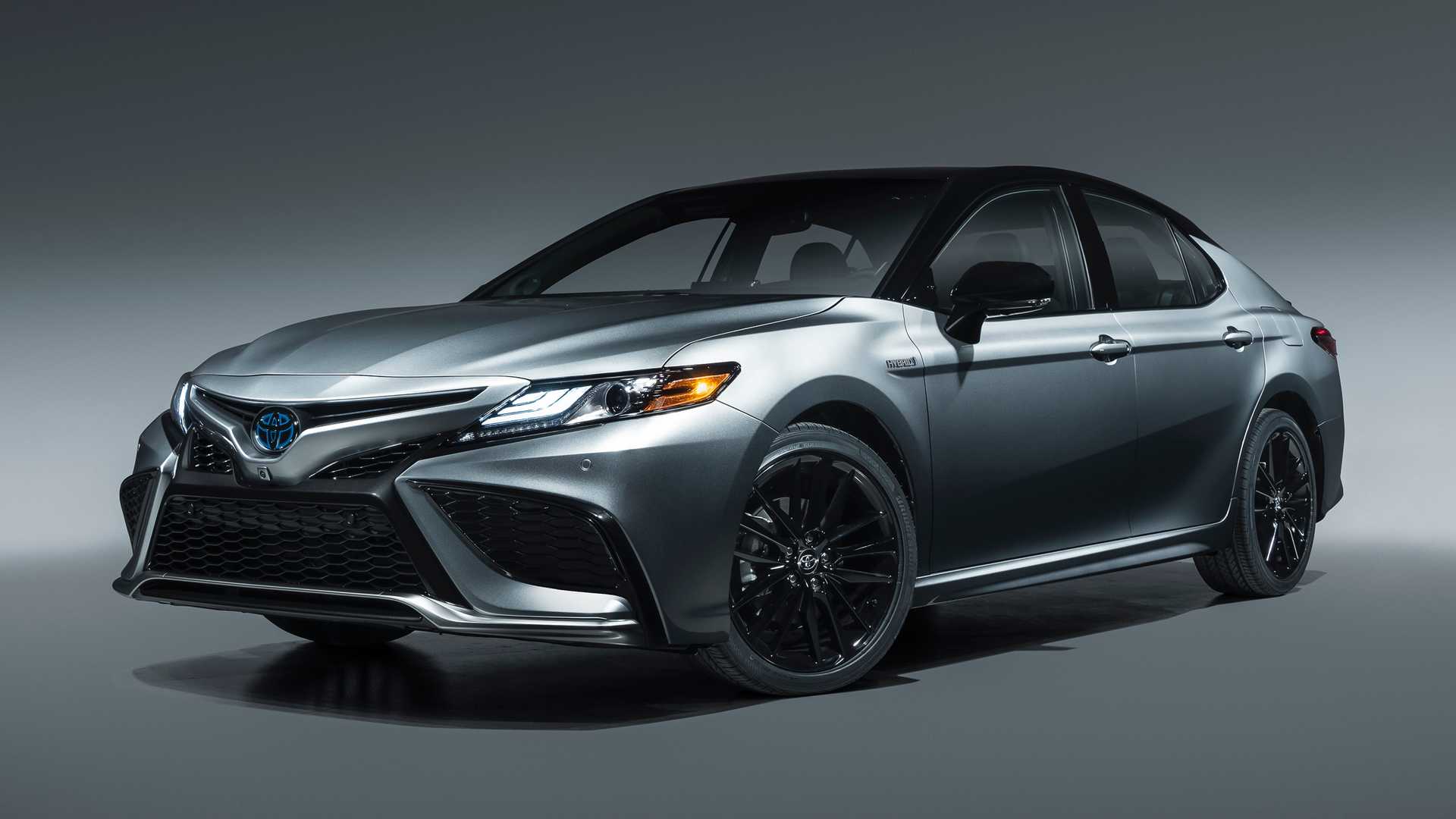 1920x1080 Toyota Camry Revealed With New Safety Sense 2. XSE Hybrid Trim