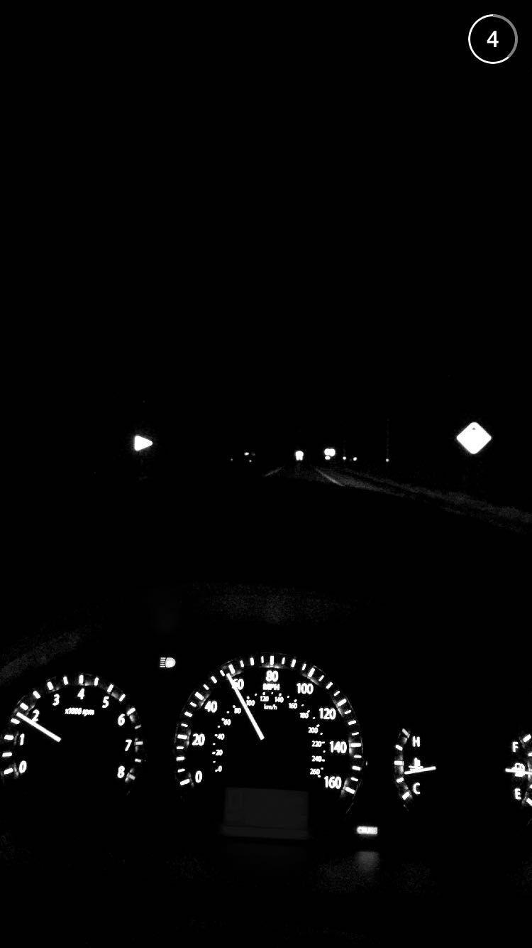 750x1334 Late night drives. Fotografi, Ide, Malam
