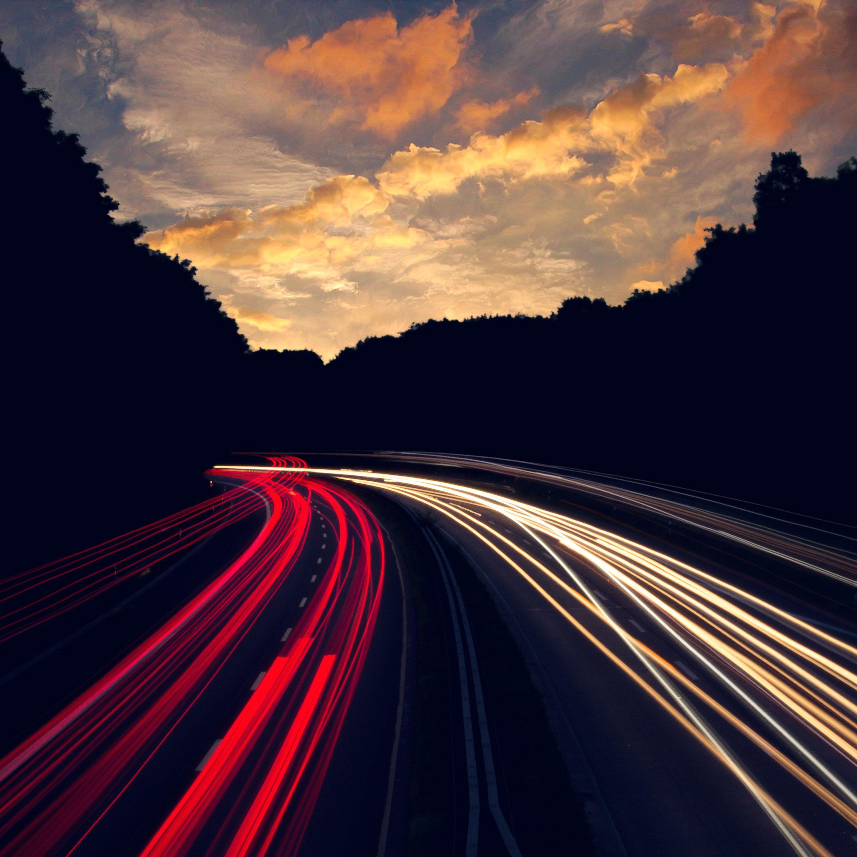 2732x2732 Drive Wallpaper