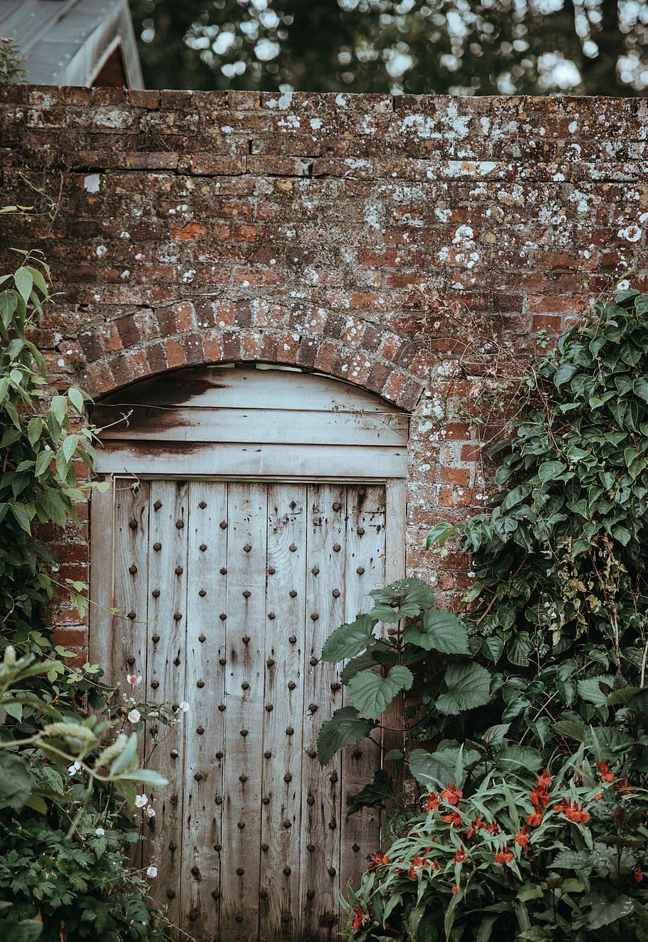 910x1322 Old Doorway, Untitled, Gate, Wall, Brick, Garden, Secret HD Wallpaper