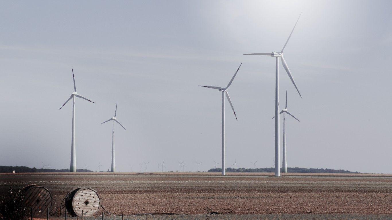 1366x768 Download 1366x768 Wind Turbines, Green Energy, Eco Friendly, Efficiency Wallpaper for Laptop, Notebook