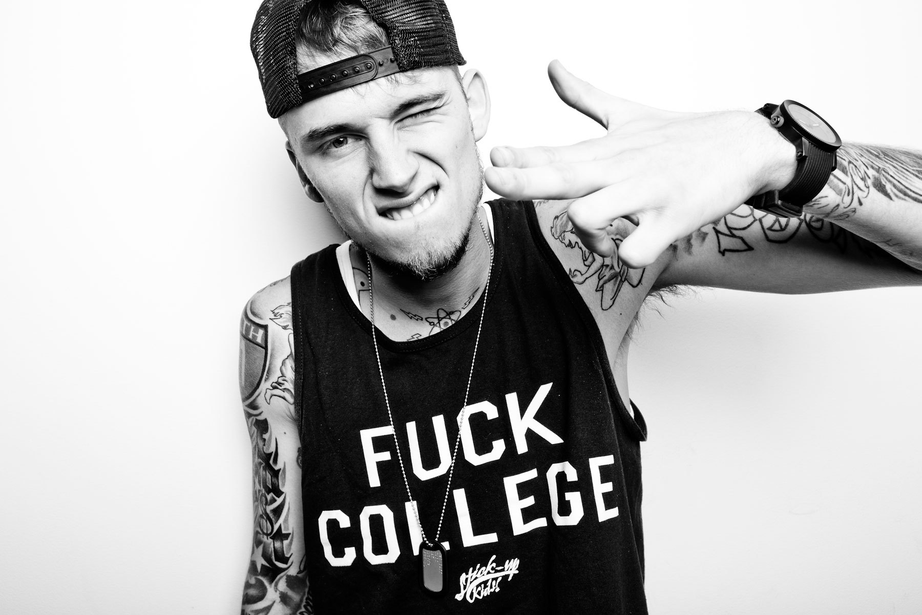 1800x1200 Machine Gun Kelly Mother Fucker Lyrics