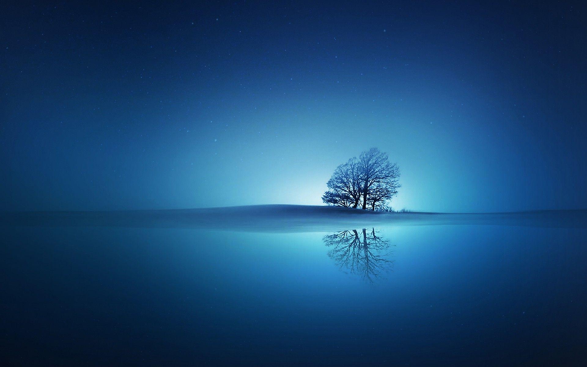 1920x1200 Blue Reflections Wallpaper