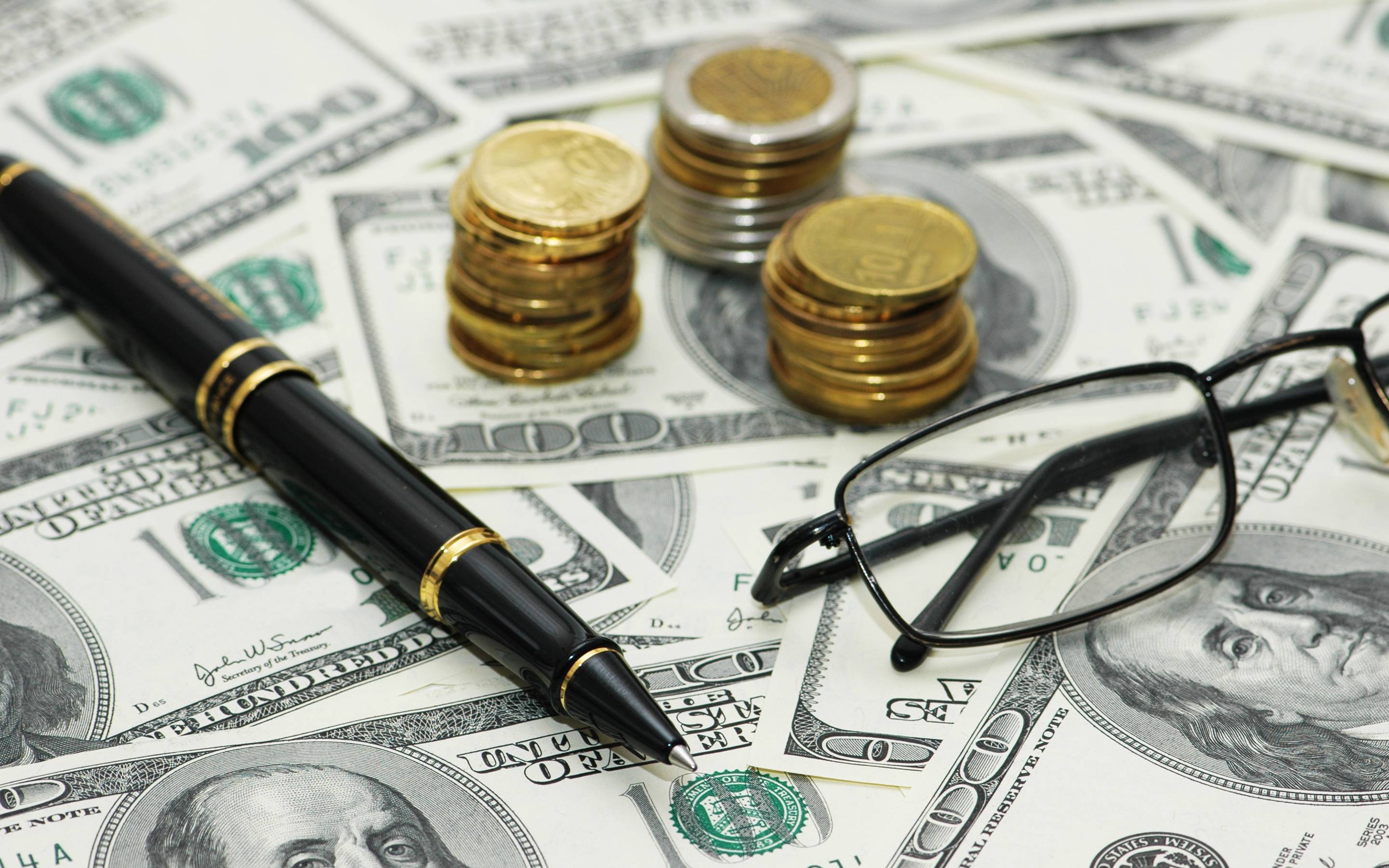 2880x1800 Money Wallpaper
