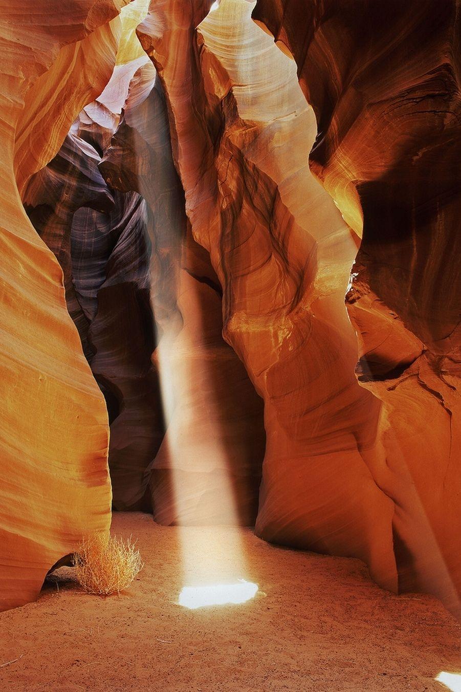 901x1352 Antelope Canyon Wallpaper