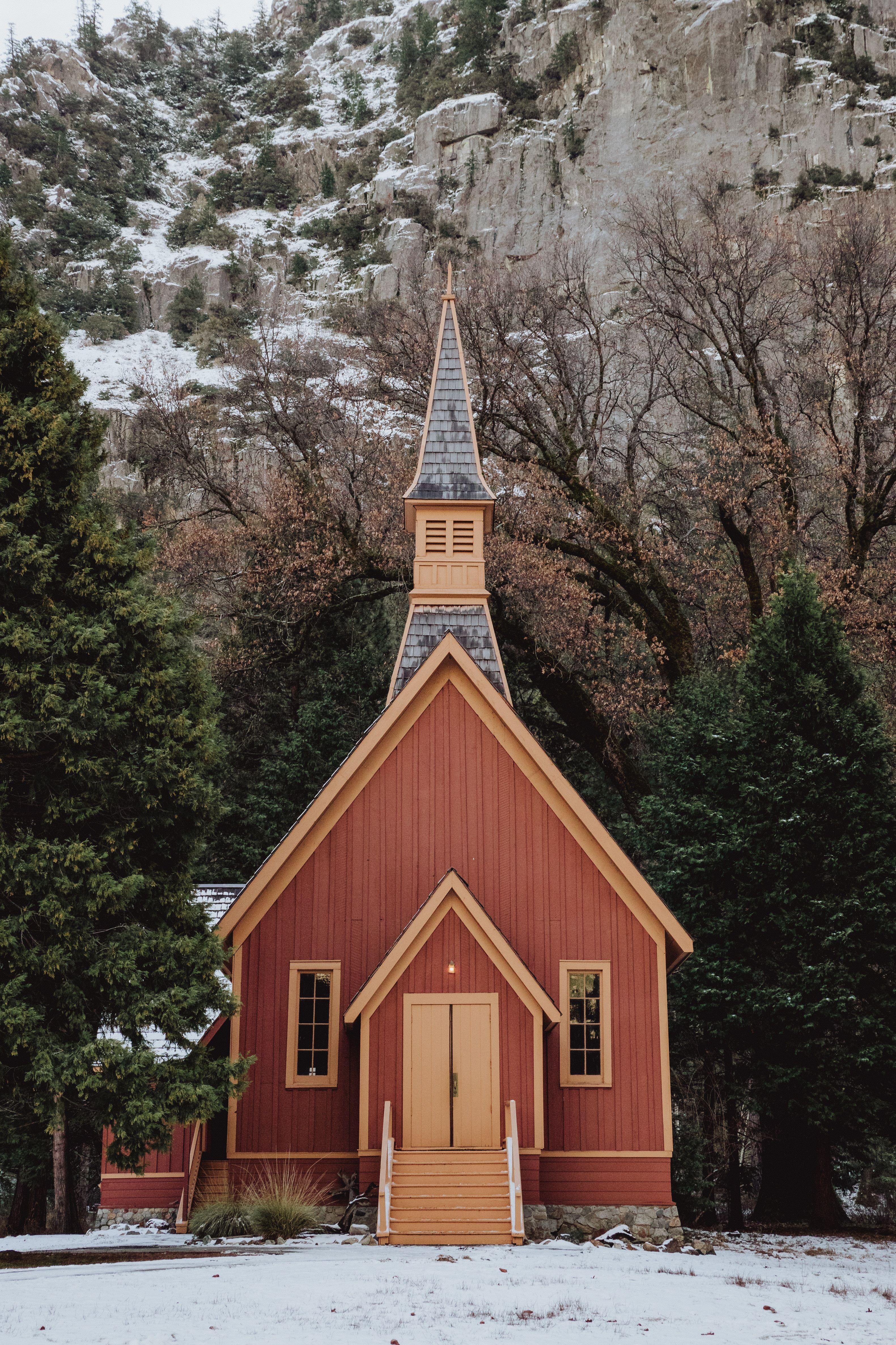 3162x4743 Snowy Burgundy Church Android Wallpaper For Tech