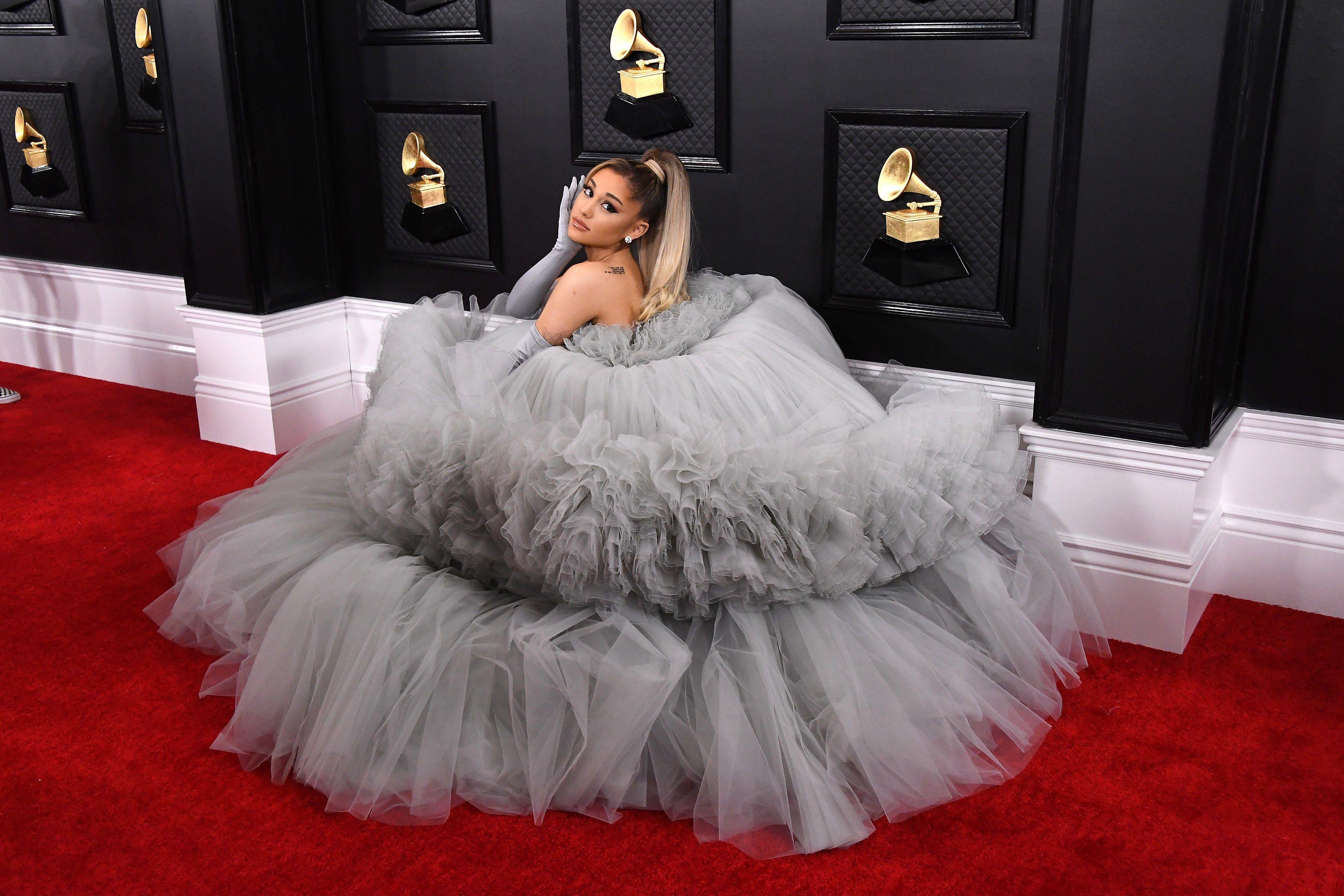 4000x2667 Ariana Grande 2021 Laptop Wallpaper