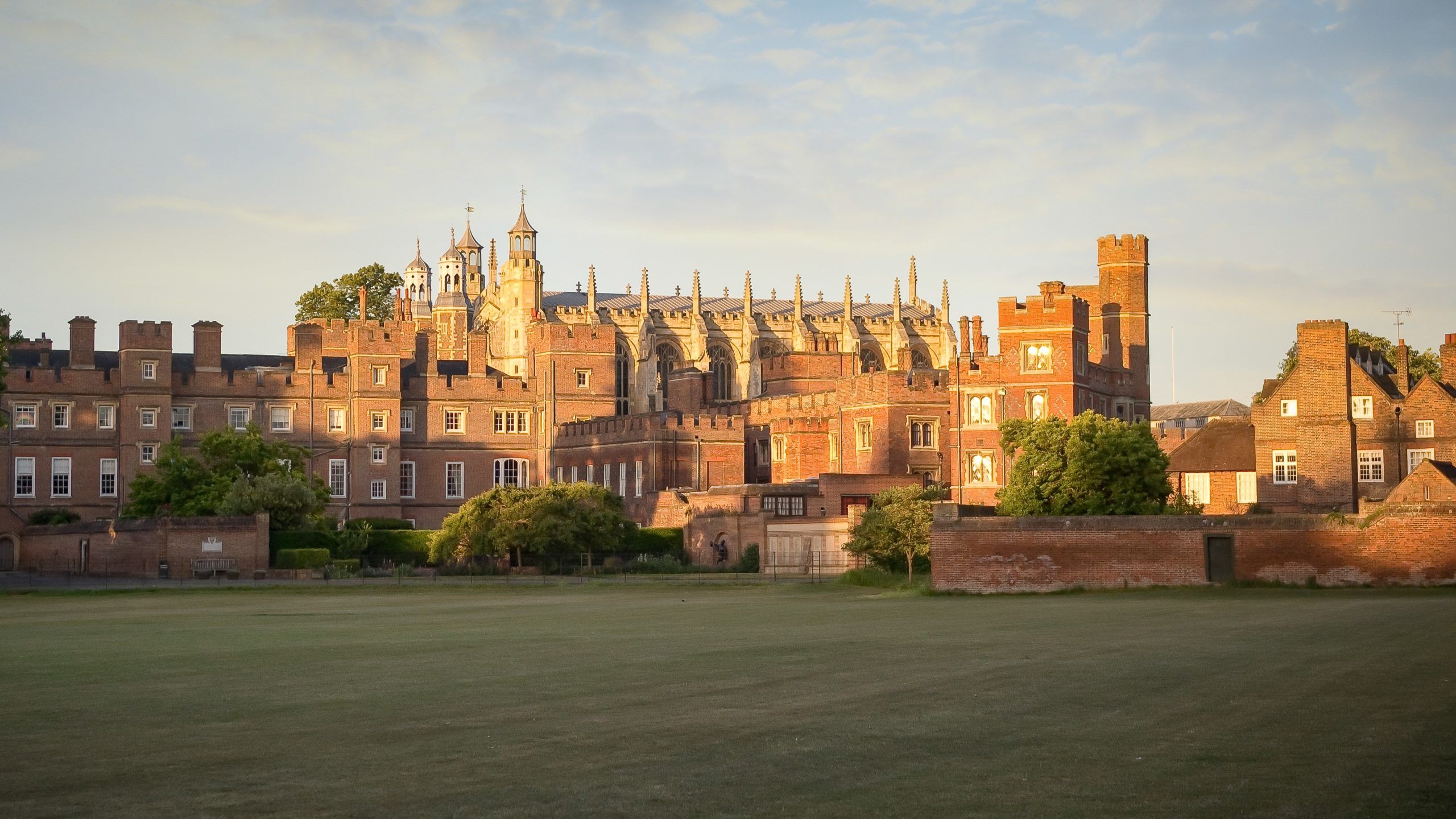 2560x1440 Eton College Signs Partnership Agreement with Star Academies