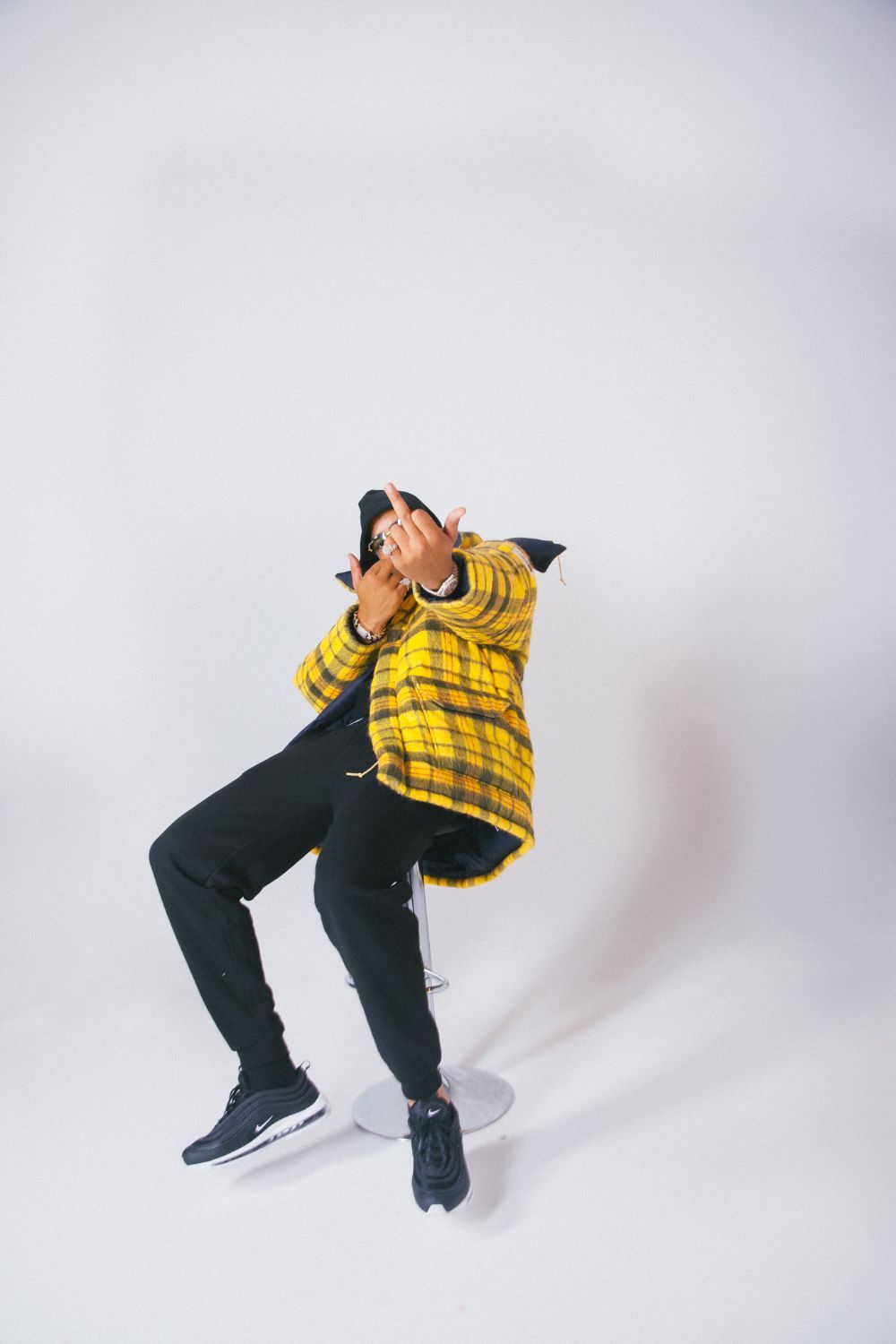 1000x1500 PAUSE Meets: Dutchavelli