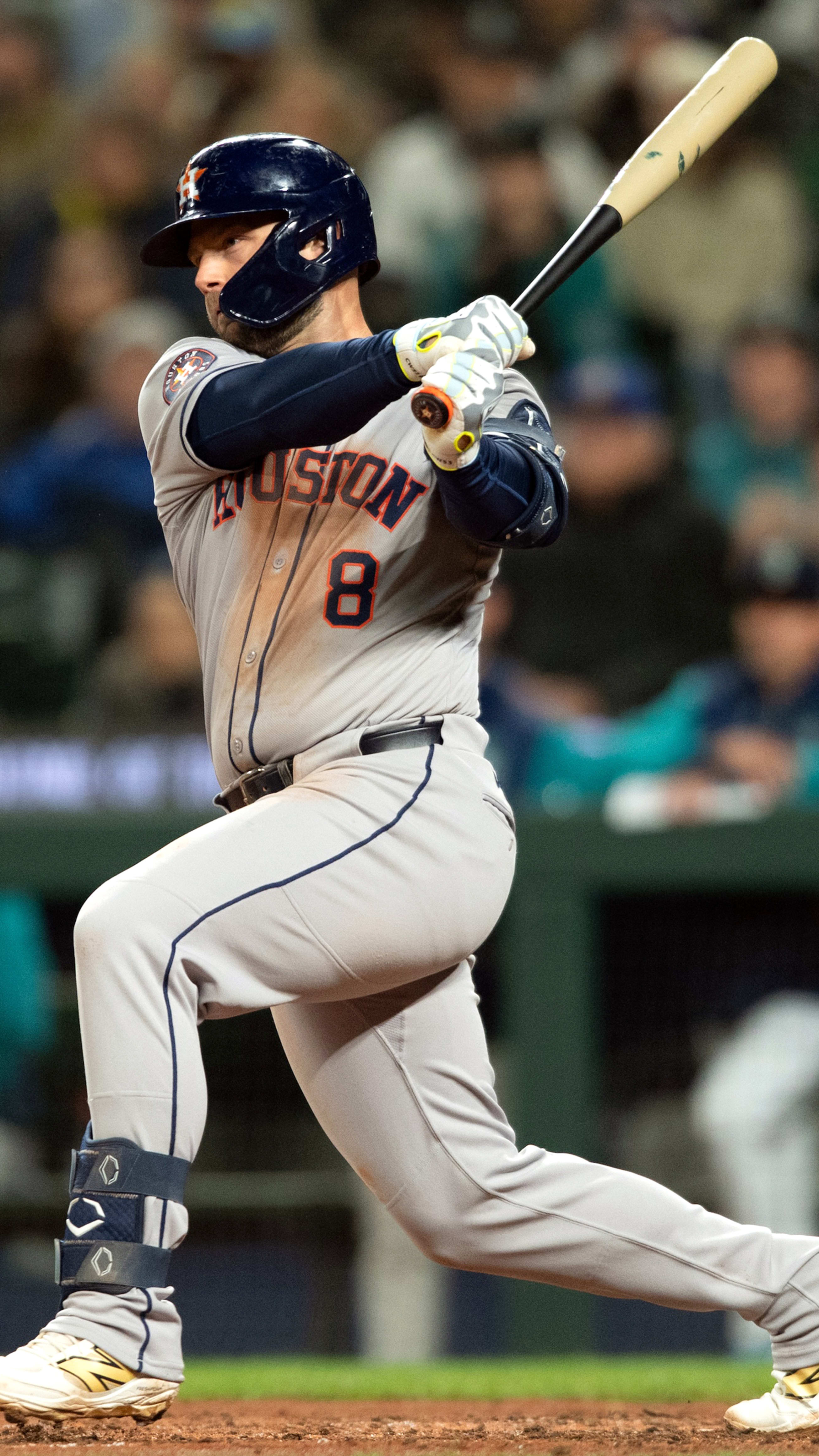 2608x4636 Christian Walker optimistic for quick return from oblique injury