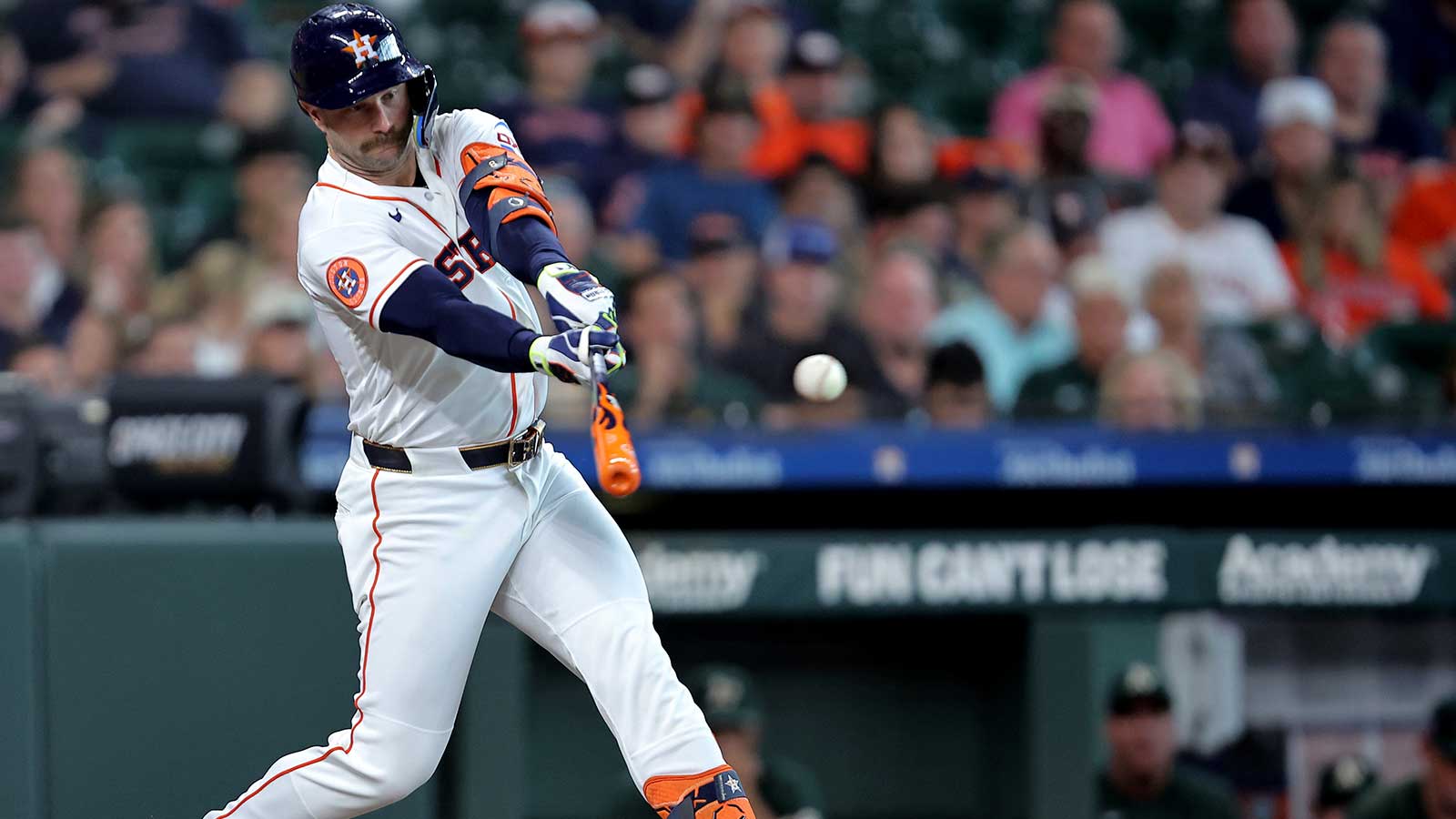1600x900 Astros news: Christian Walker's NSFW response to brutal homestand
