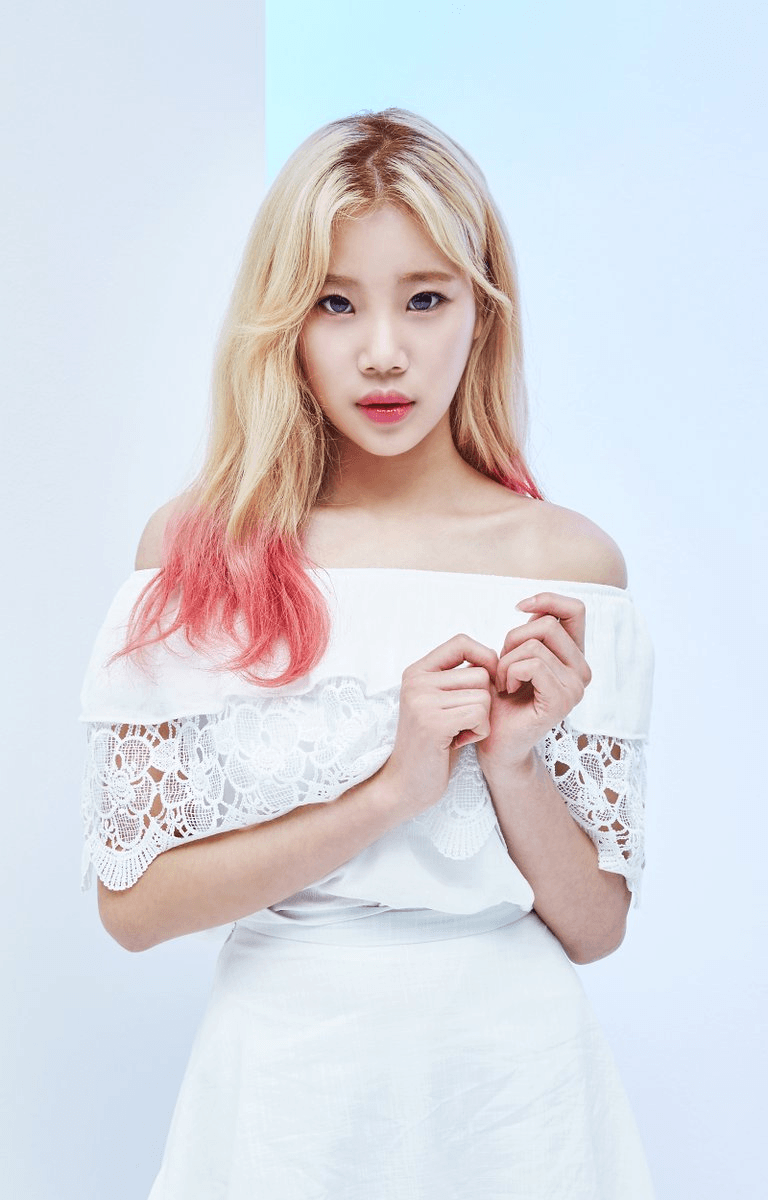 768x1200 JooE MOMOLAND Wallpaper