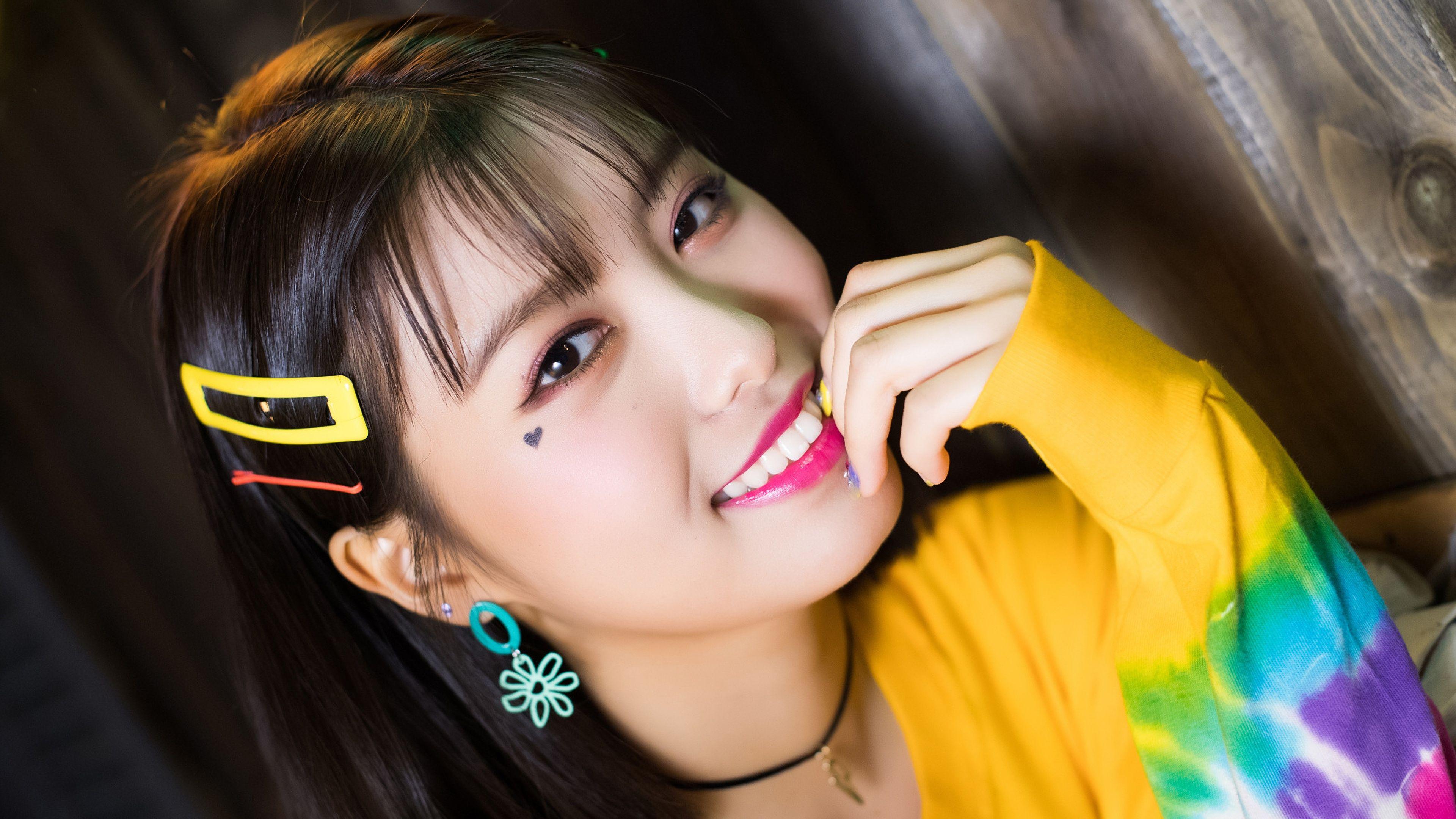 3840x2160 Ahin MOMOLAND BAAM Fun to The World 4K