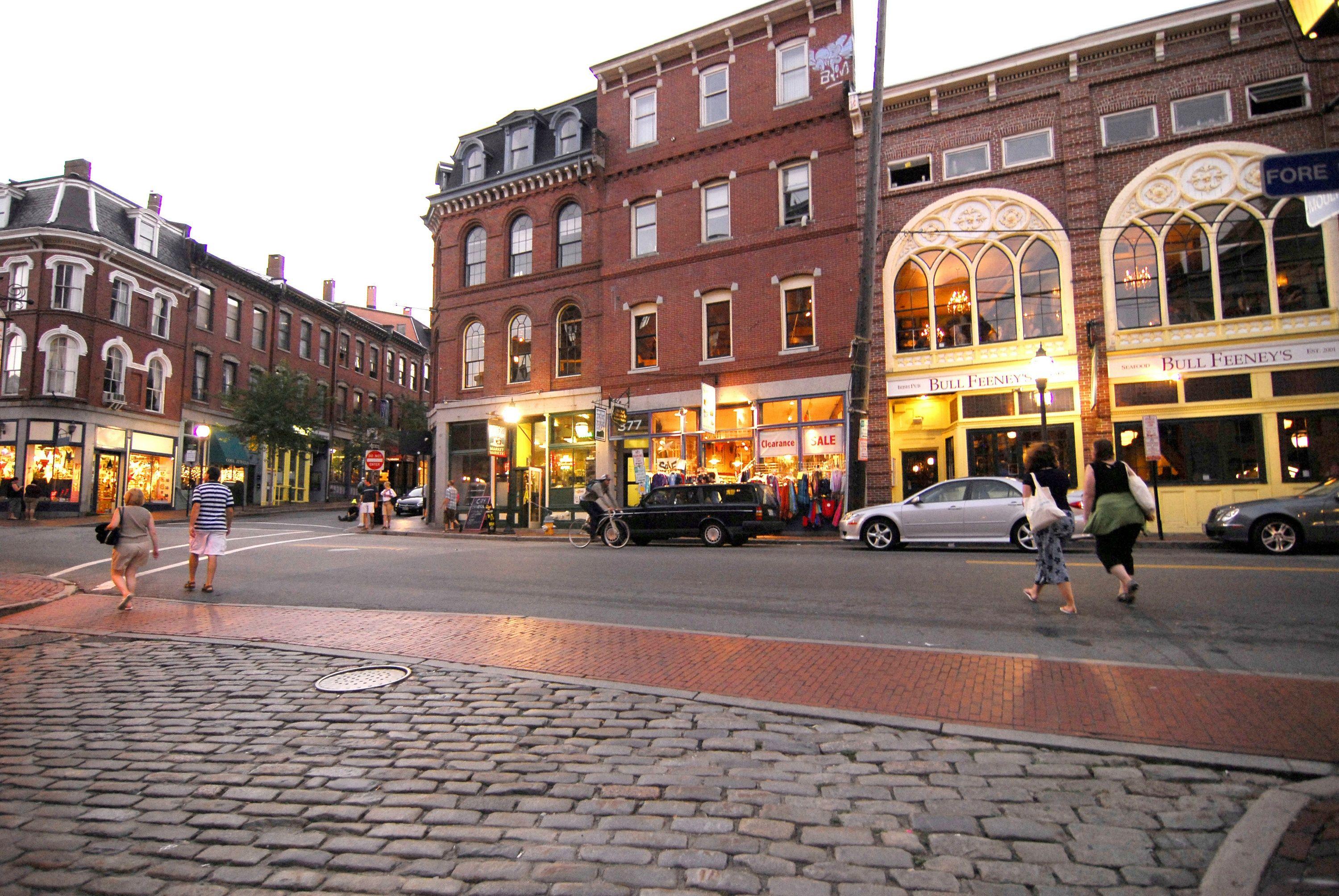 3000x2008 Old Port Historic Walking Tour
