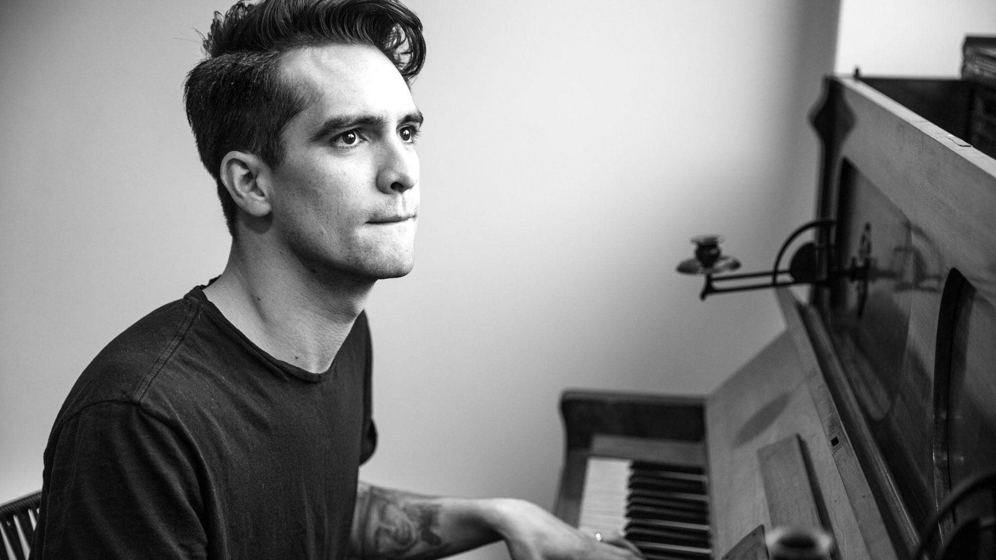 2000x1125 Brendon Urie Wallpaper