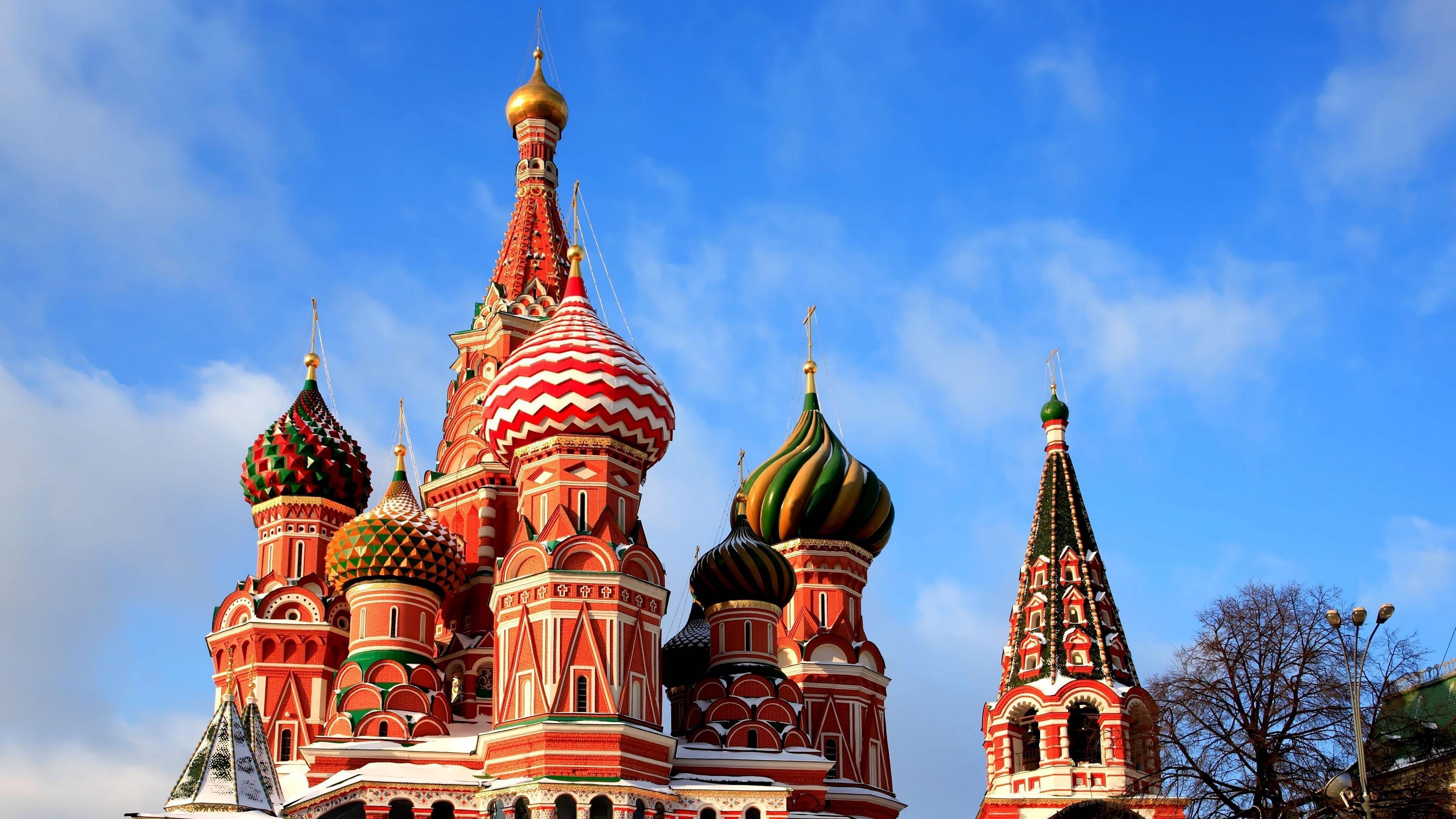 3840x2160 Red Square Wallpaper