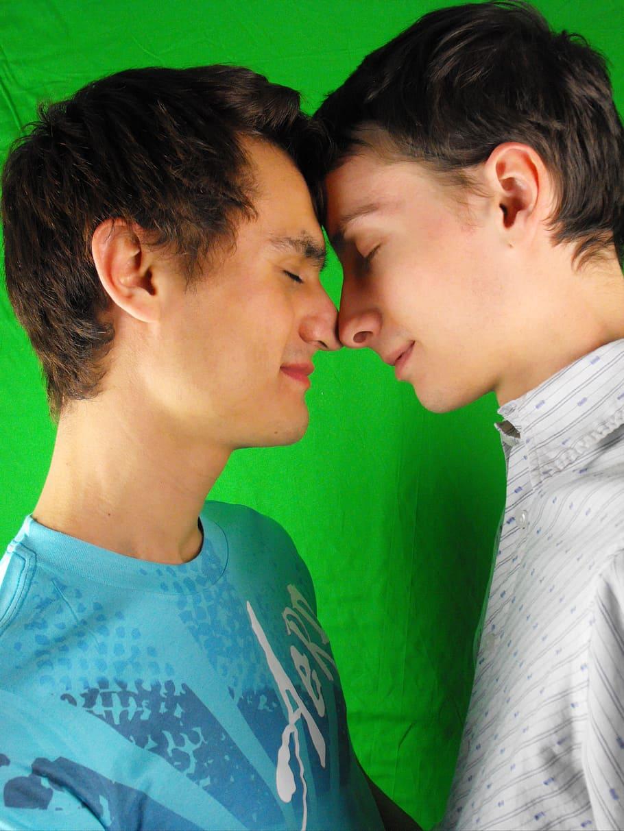 910x1213 Two Men Wearing White And Blue Shirts, Gay Couple, Young Men HD Wallpaper